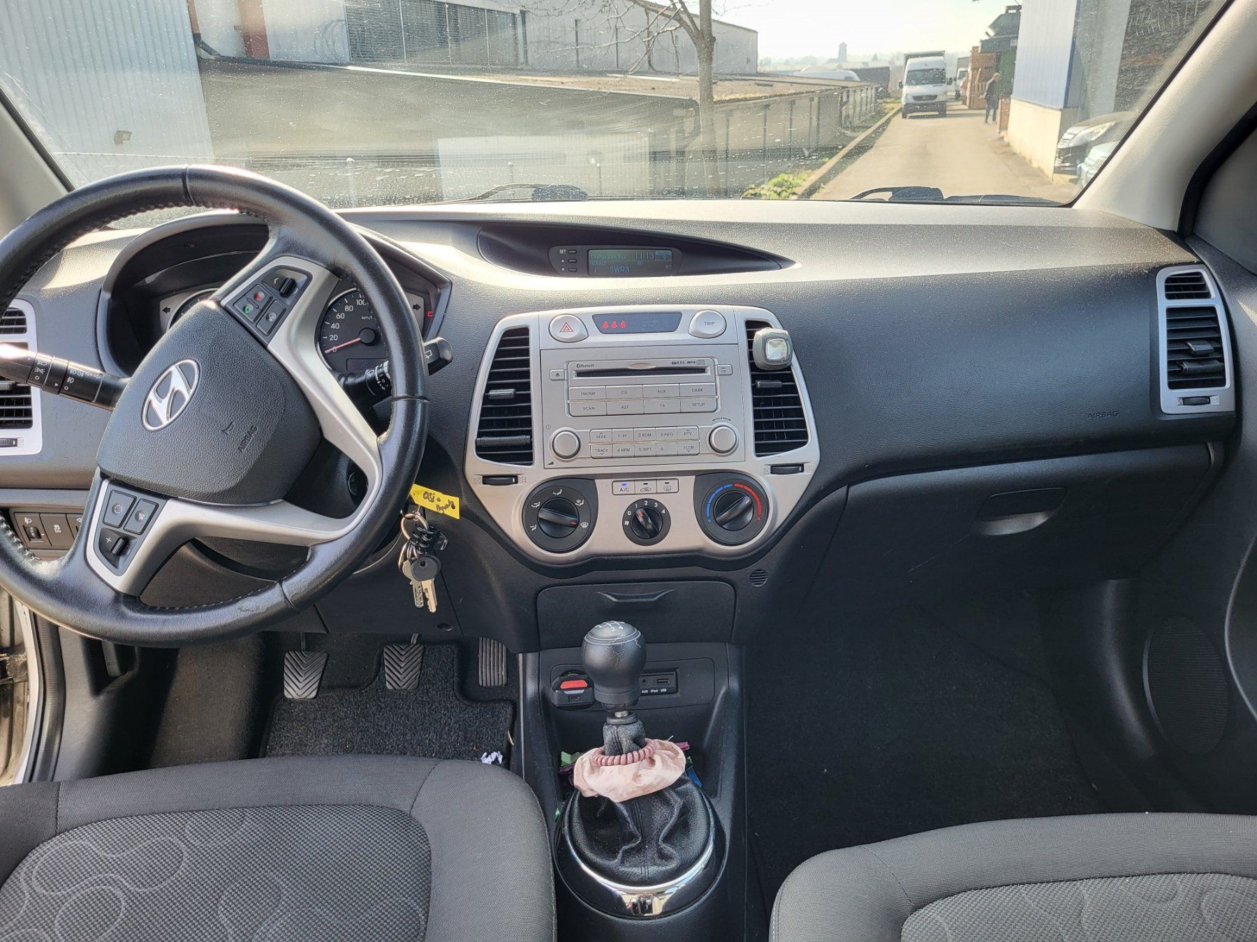 HYUNDAI i20 1.2 Comfort-image-4