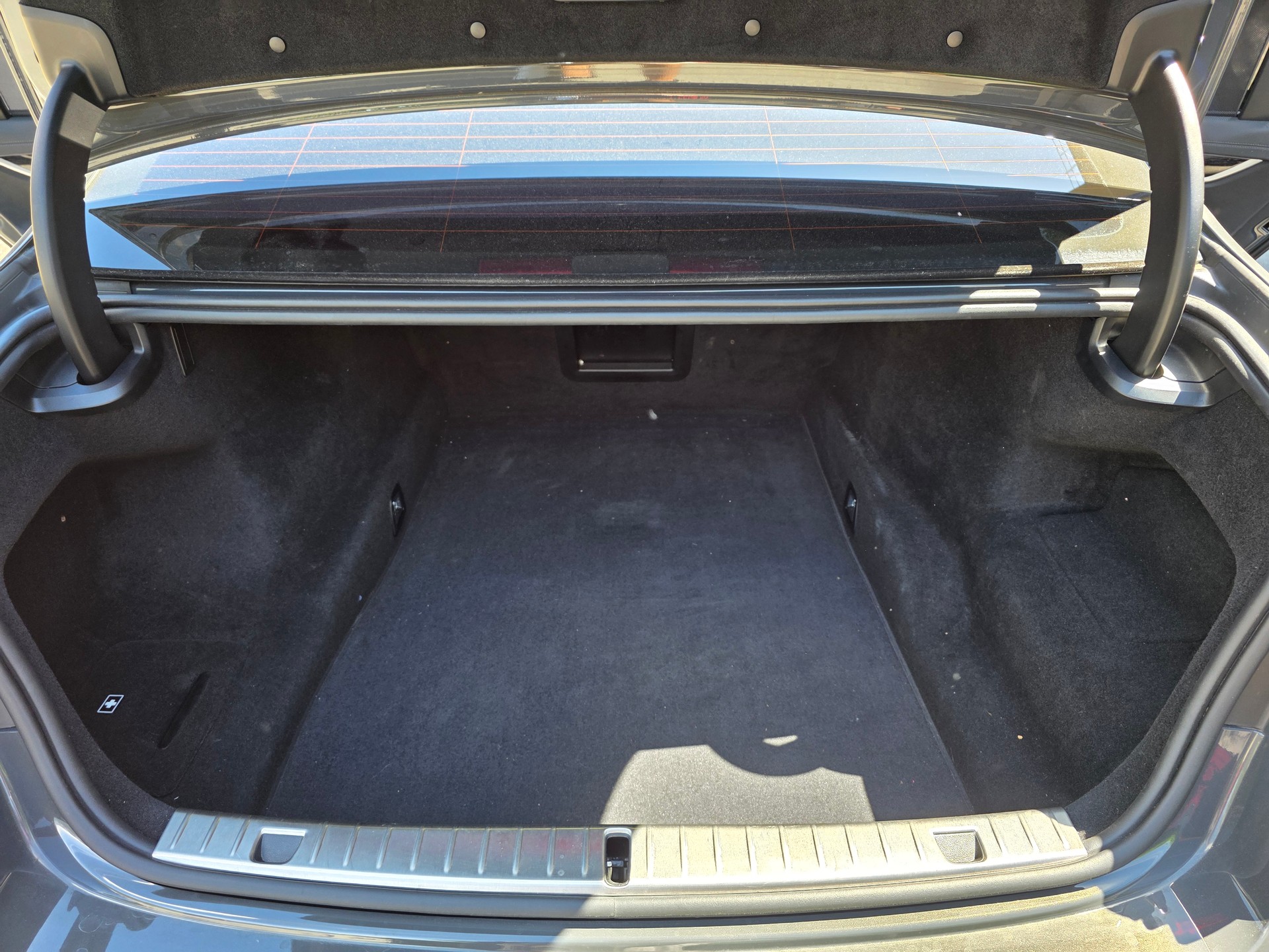 BMW 730d xDrive 48V M Sport Steptronic-image-11