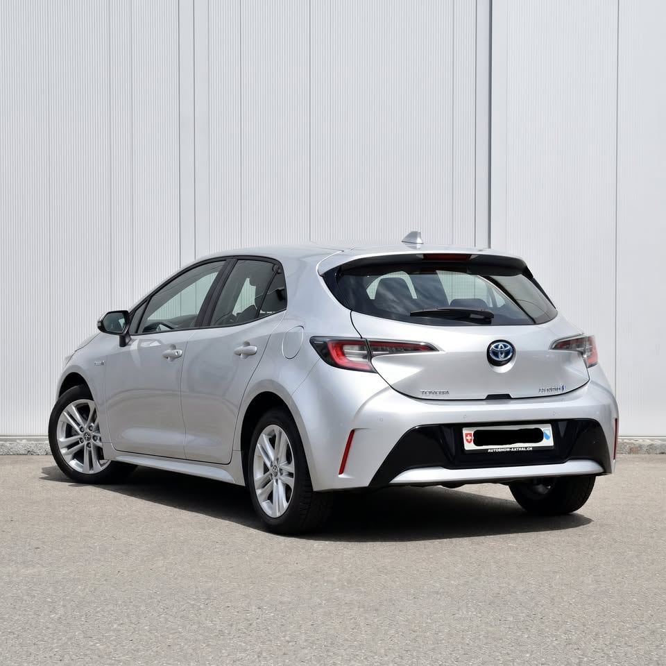 TOYOTA Corolla 1.8 HSD Dynamic e-CVT Hybrid-image-5