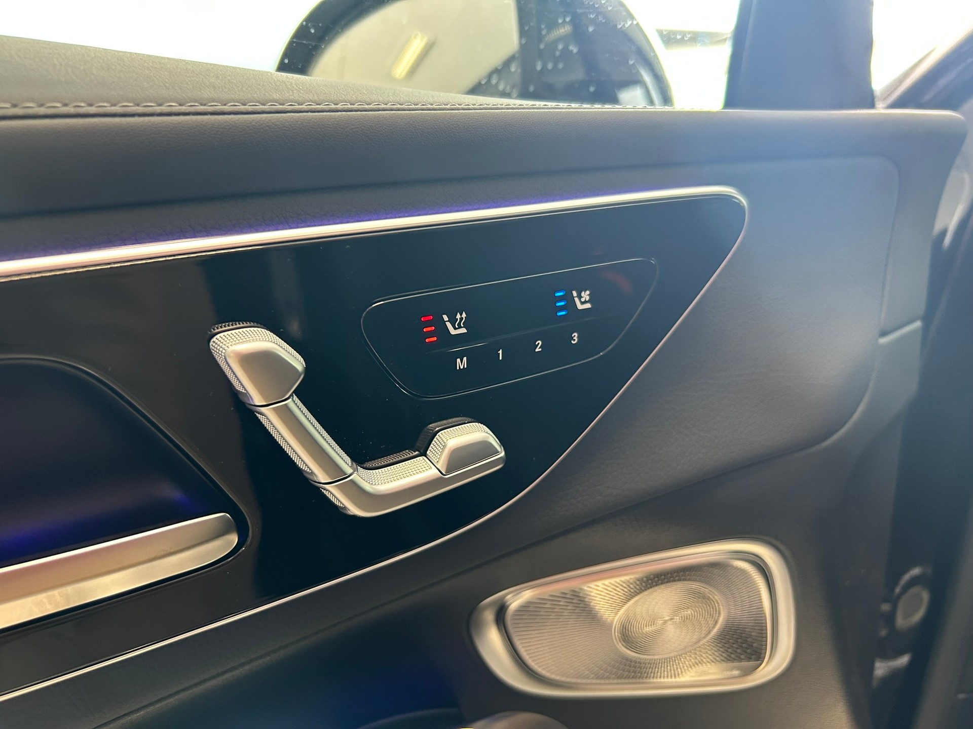 MERCEDES-BENZ GLC 400 e 4Matic AMG Line EQ Star 9G-Tronic-image-19
