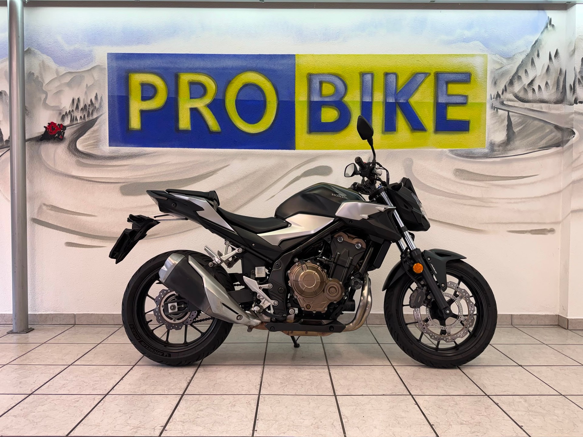 HONDA CB 500 F ABS-showroom-element-1