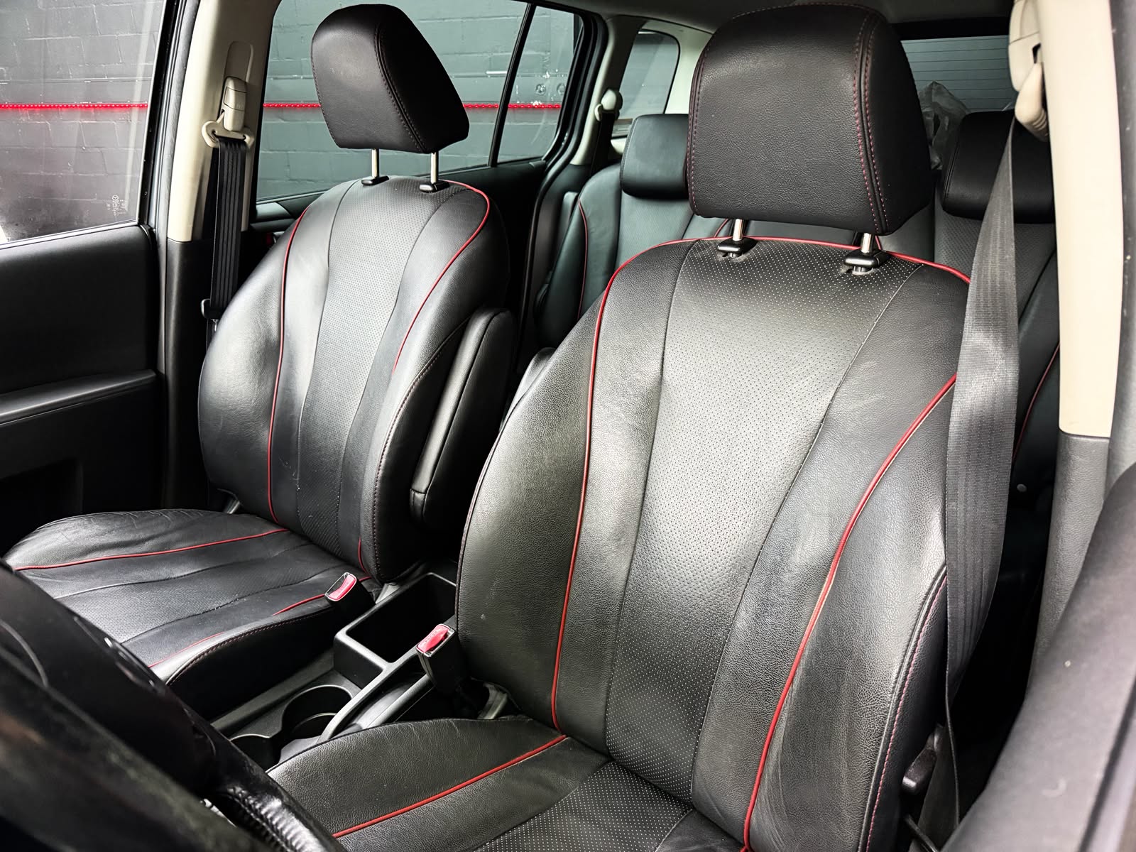 MAZDA 5 2.0 16V Sport Activematic *AHK* *7Plätzer*-image-18