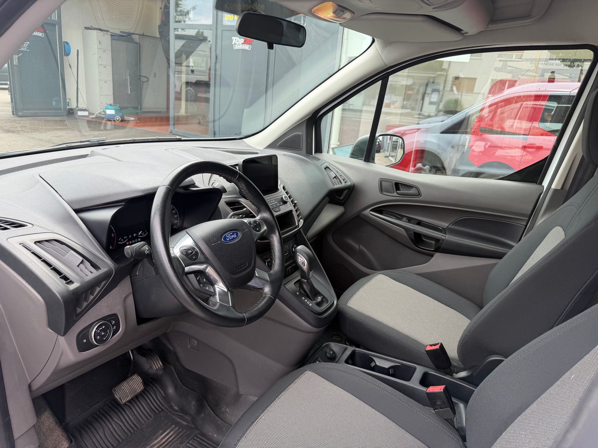 FORD Transit Connect Van T220 DCIV 1.5 EcoBlue Ambiente-image-14