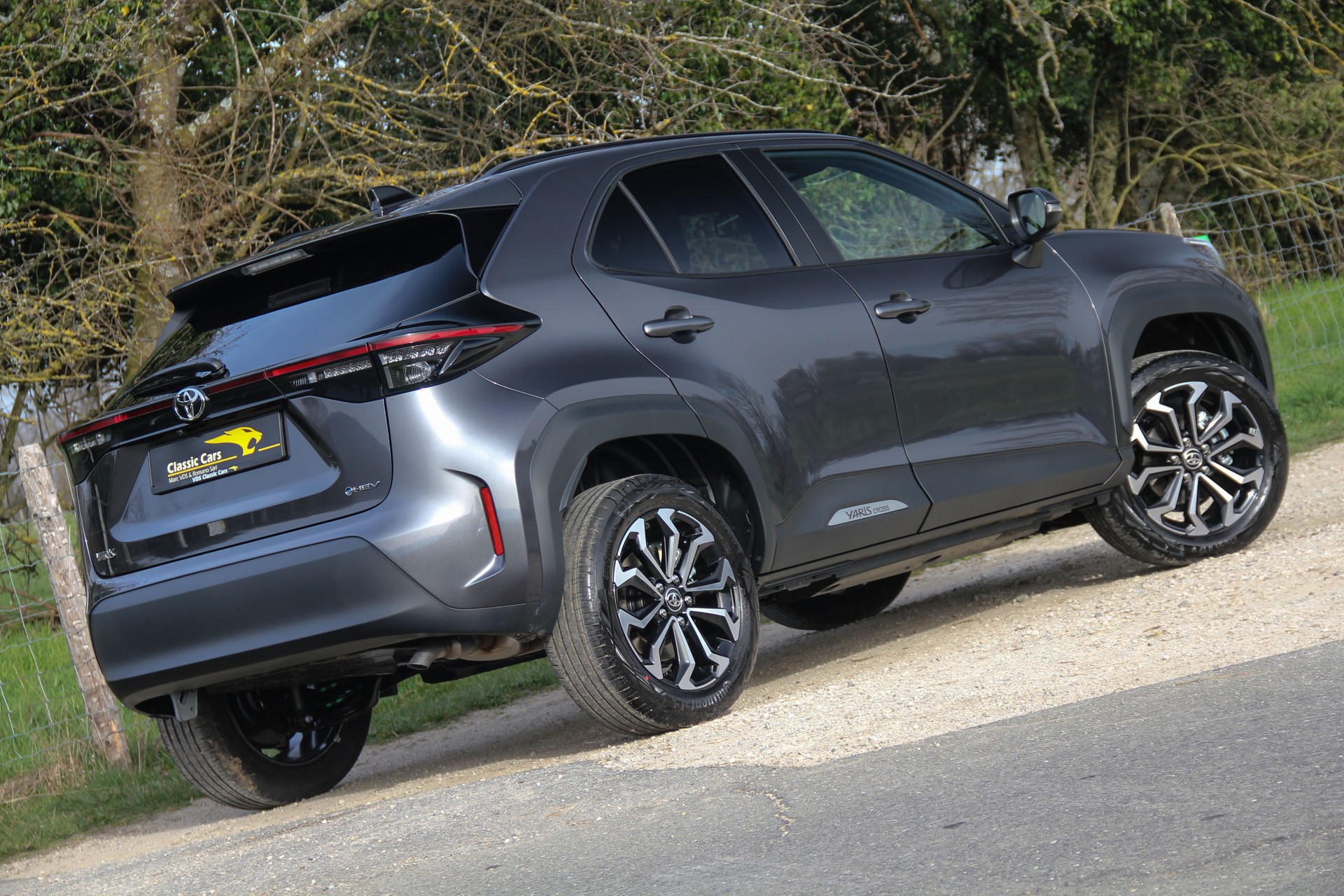 TOYOTA Yaris Cross 1.5 Trend e-CVT 130 🇯🇵 ⭐⭐⭐⭐⭐-showroom-element-1