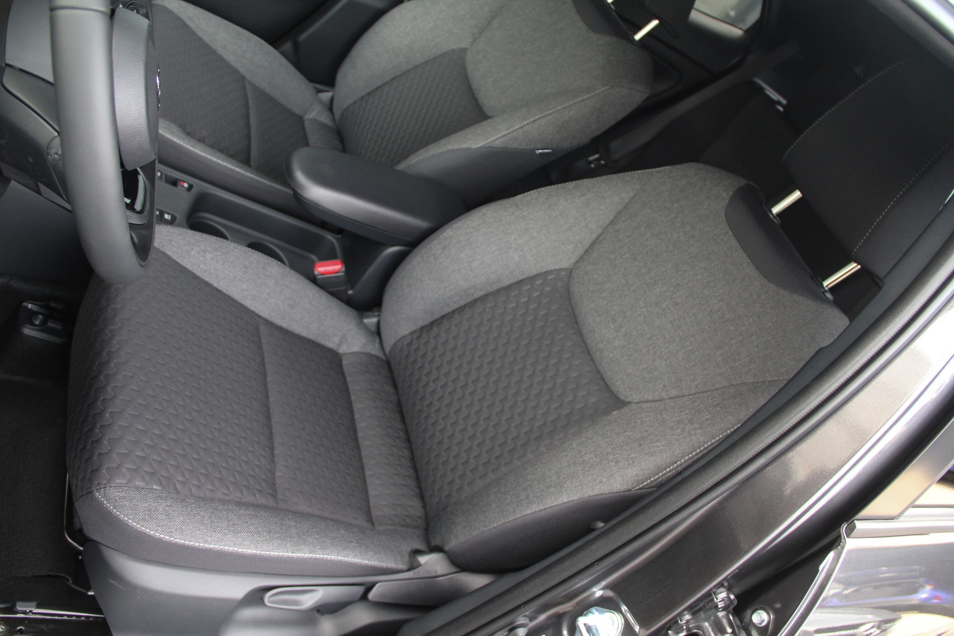 TOYOTA Yaris Cross 1.5 Trend e-CVT 130 🇯🇵 ⭐⭐⭐⭐⭐-image-6