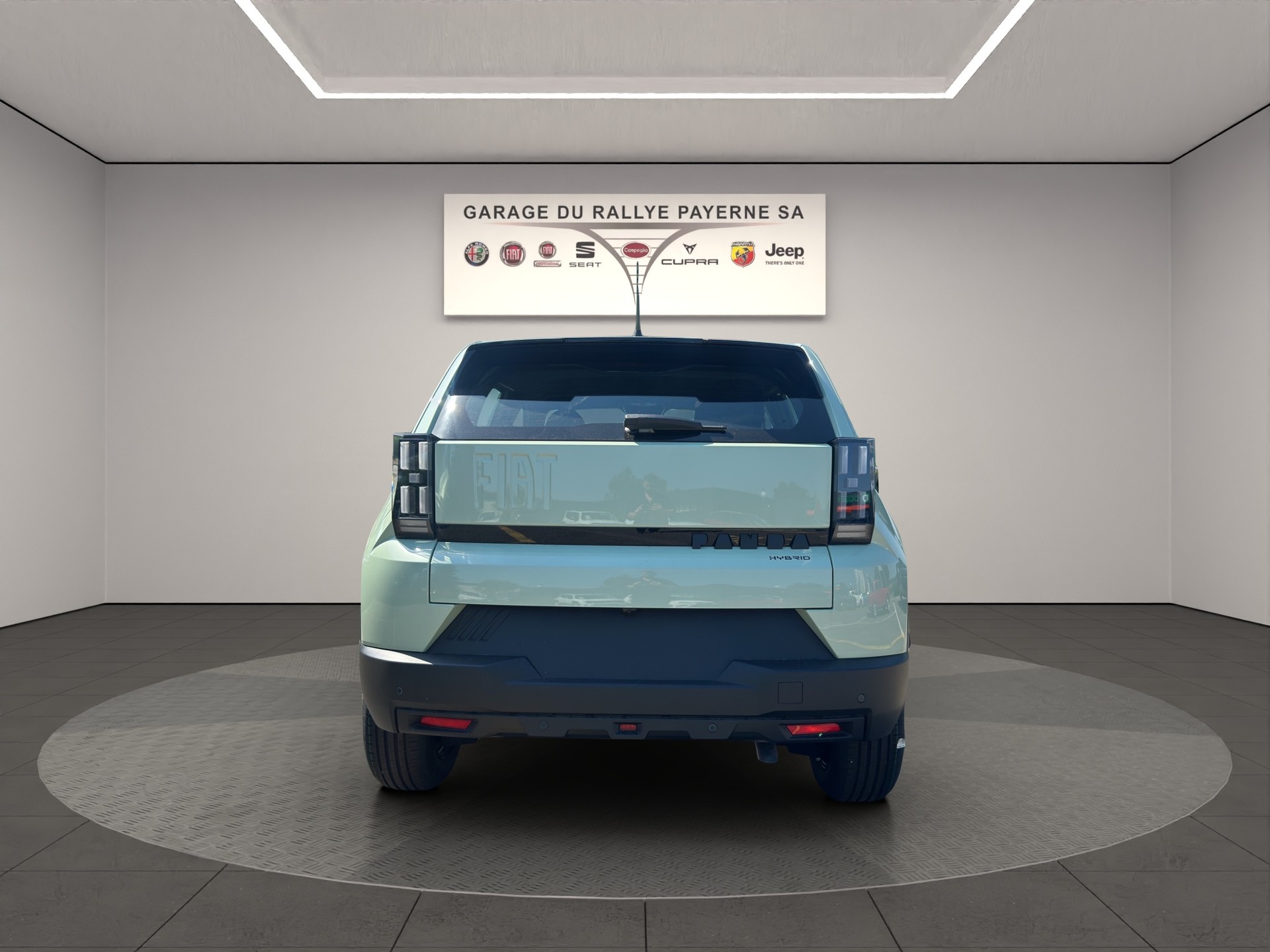 FIAT Grande Panda MHEV Icon-showroom-element-3