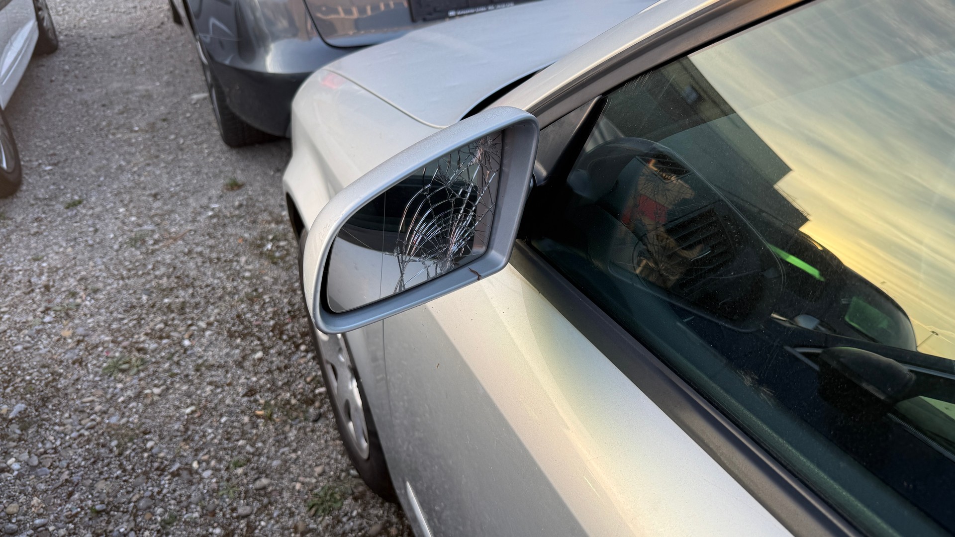 AUDI A4 Avant 1.9 TDI, Hagelschaden, frisch ab MFK, Servicegepflegt, Zahnriemen bei 252700 km. ersetzt-showroom-element-3