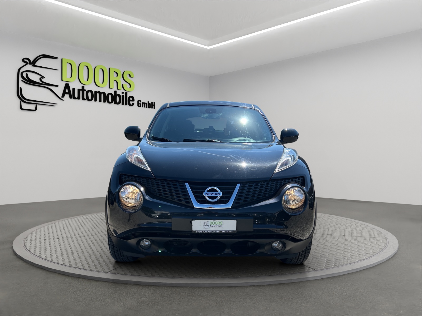 NISSAN Juke 1.6 tekna Xtronic CVT-showroom-element-1