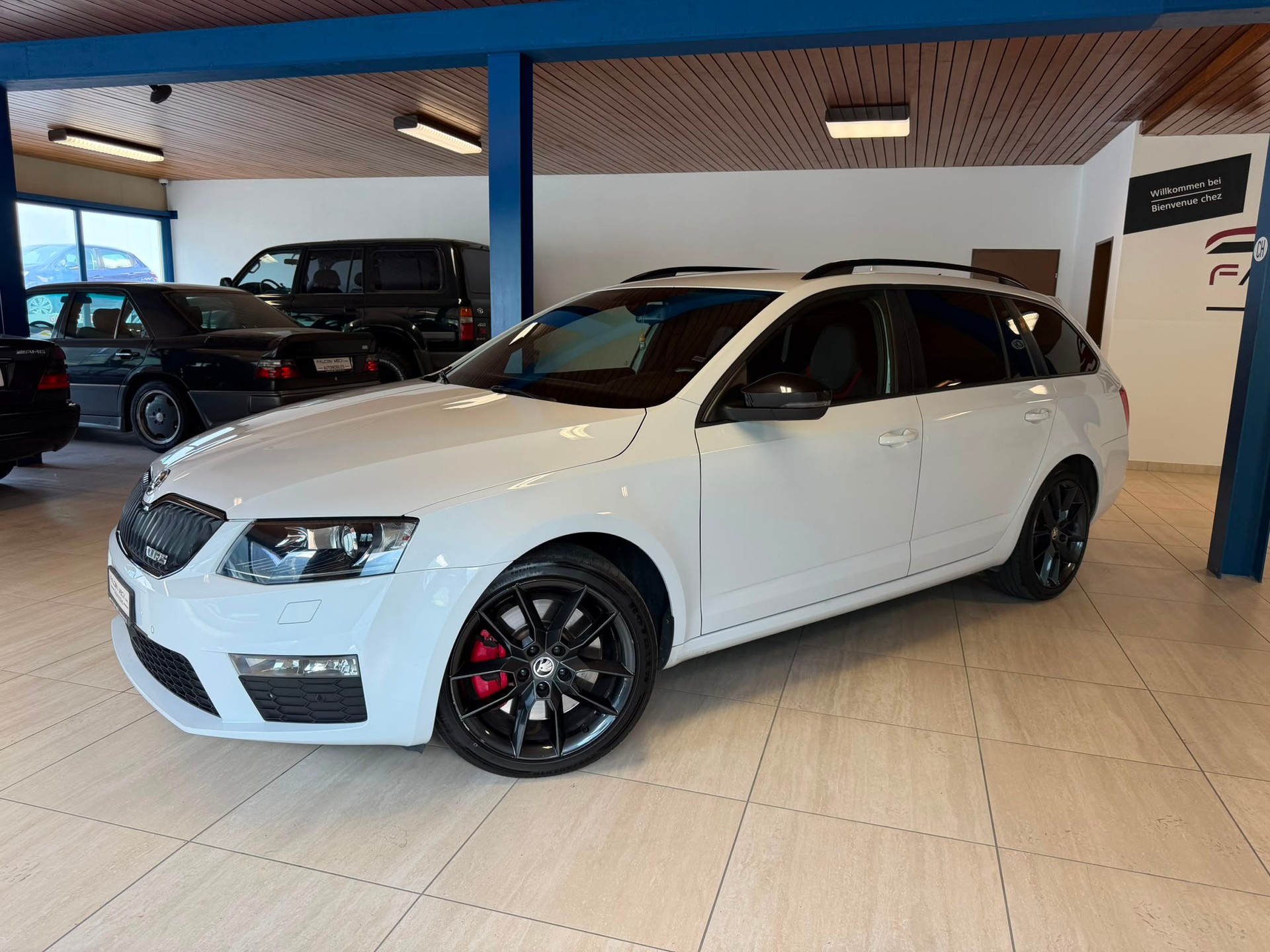 SKODA Octavia Combi 2.0 TDI RS-image-5