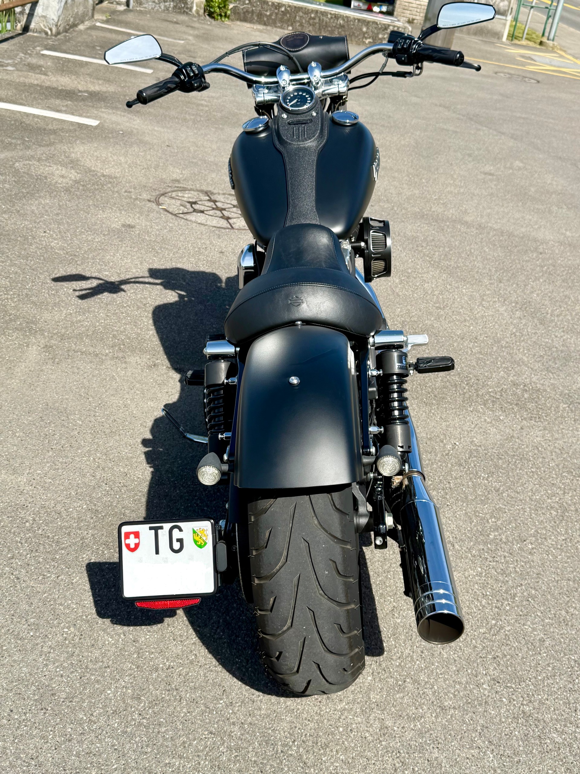 HARLEY-DAVIDSON FXDB Dyna Street Bob ABS-image-3