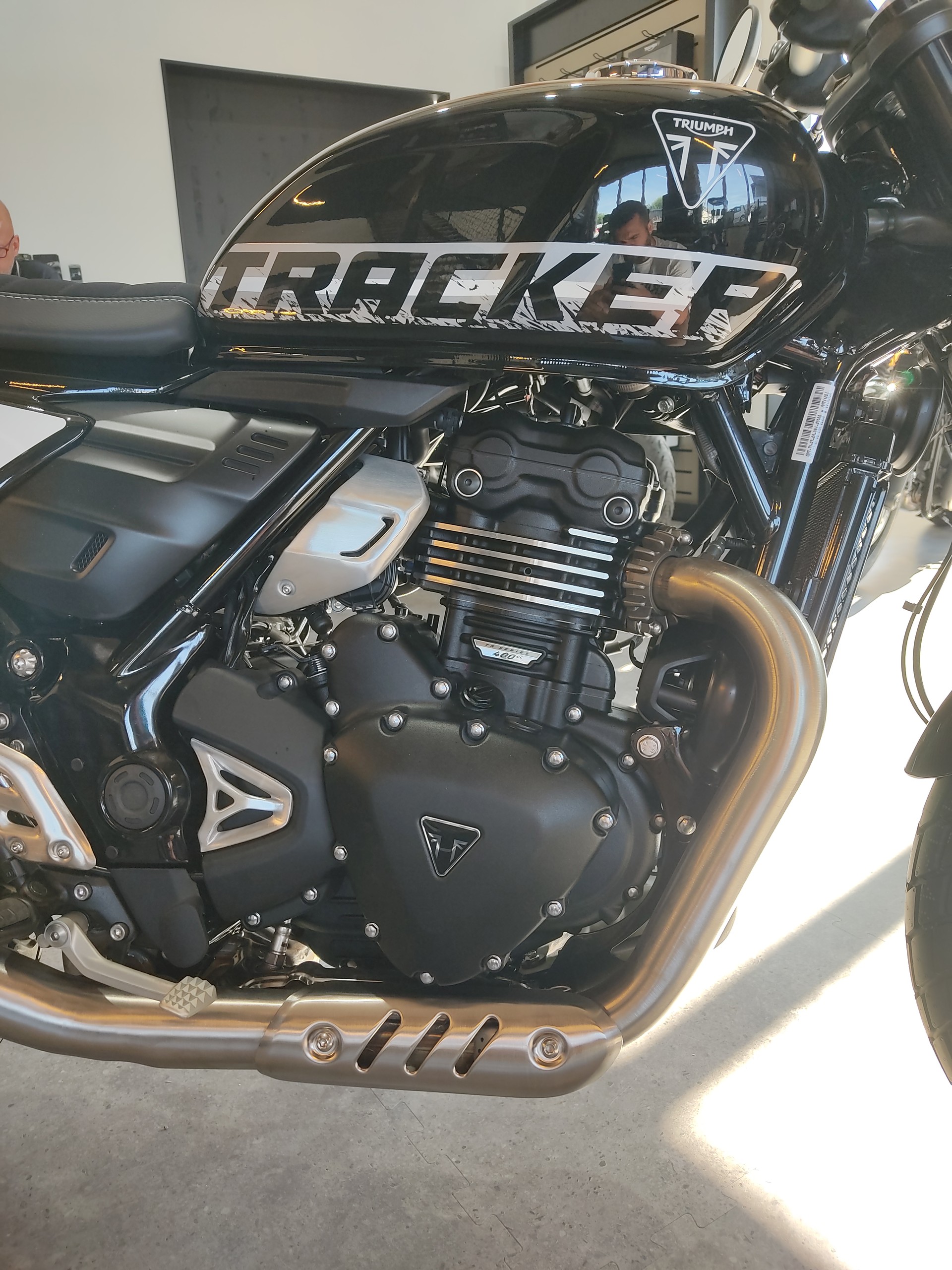 TRIUMPH TRACKER-image-3