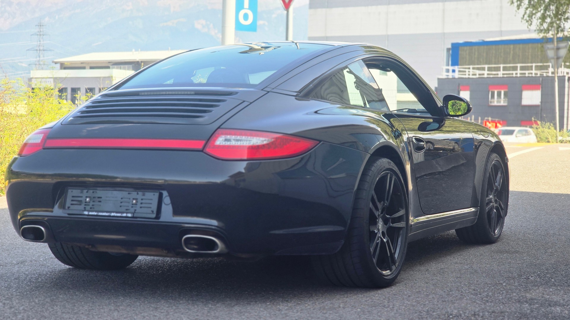 PORSCHE 911 Targa 4 PDK-showroom-element-3