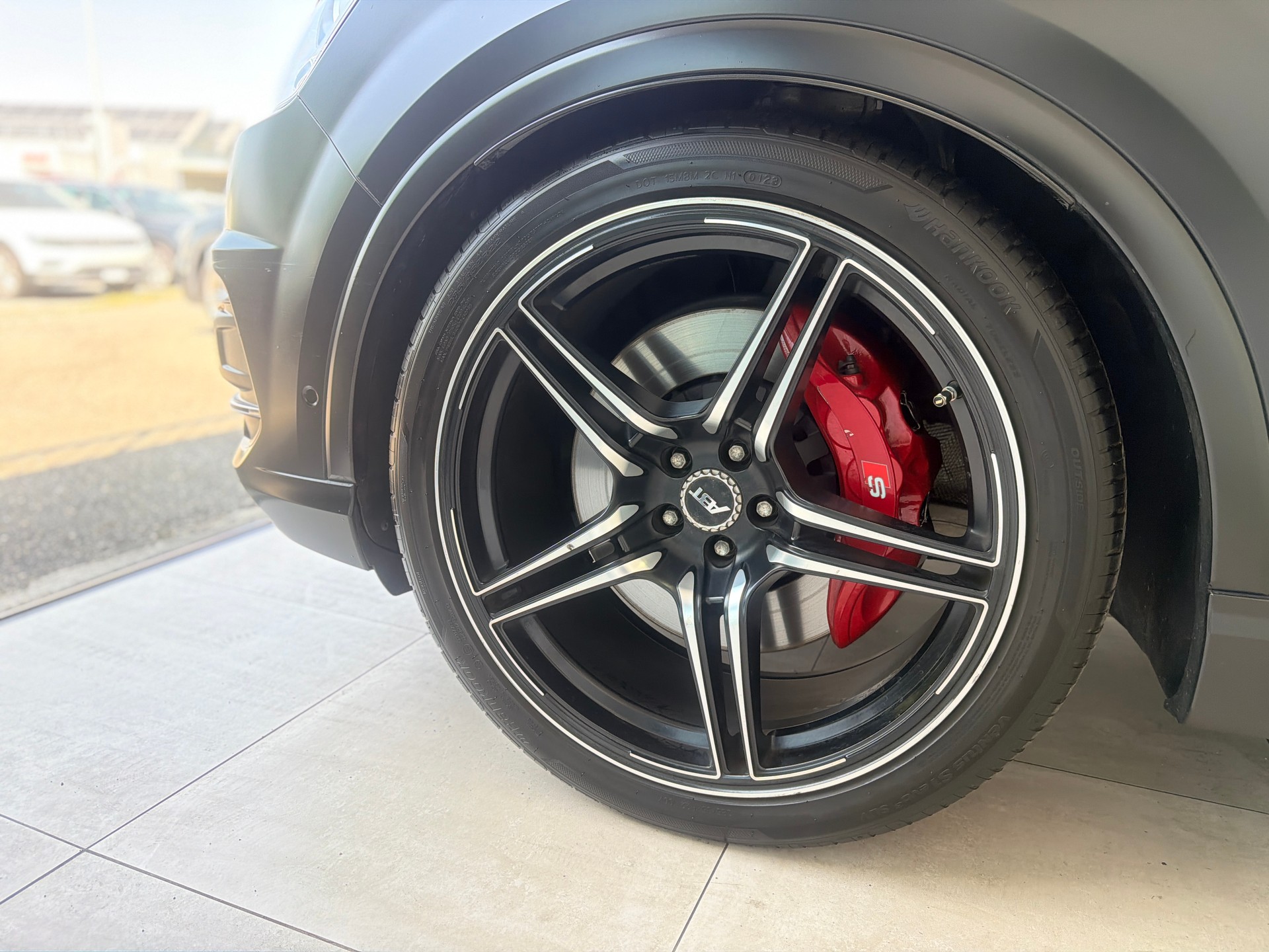 AUDI SQ7 4.0 TDI quattro tiptronic | 7 Plätze | Panorama | ABT-Felgen | Vollaustattung |-image-18