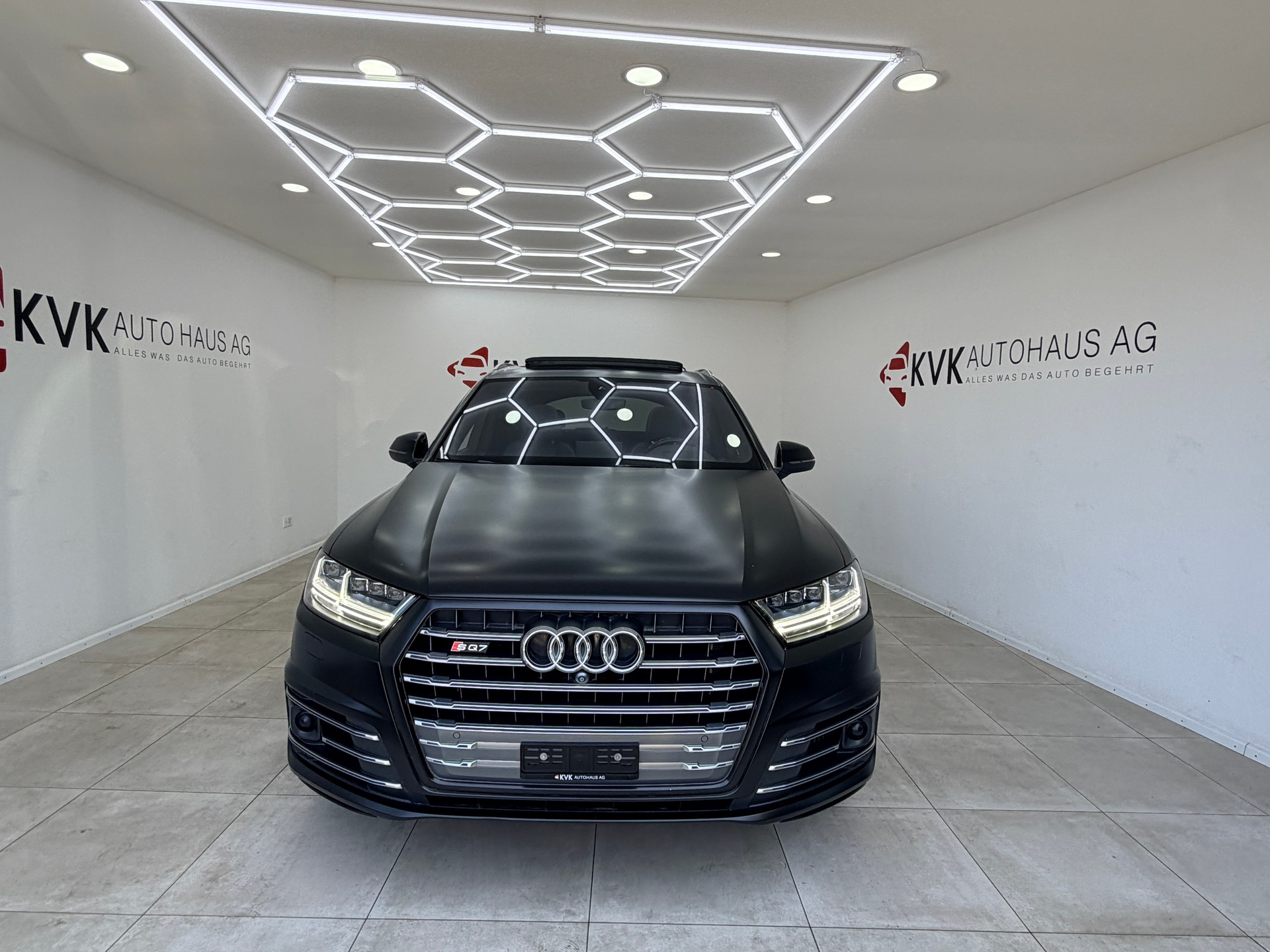 AUDI SQ7 4.0 TDI quattro tiptronic | 7 Plätze | Panorama | ABT-Felgen | Vollaustattung |-showroom-element-2