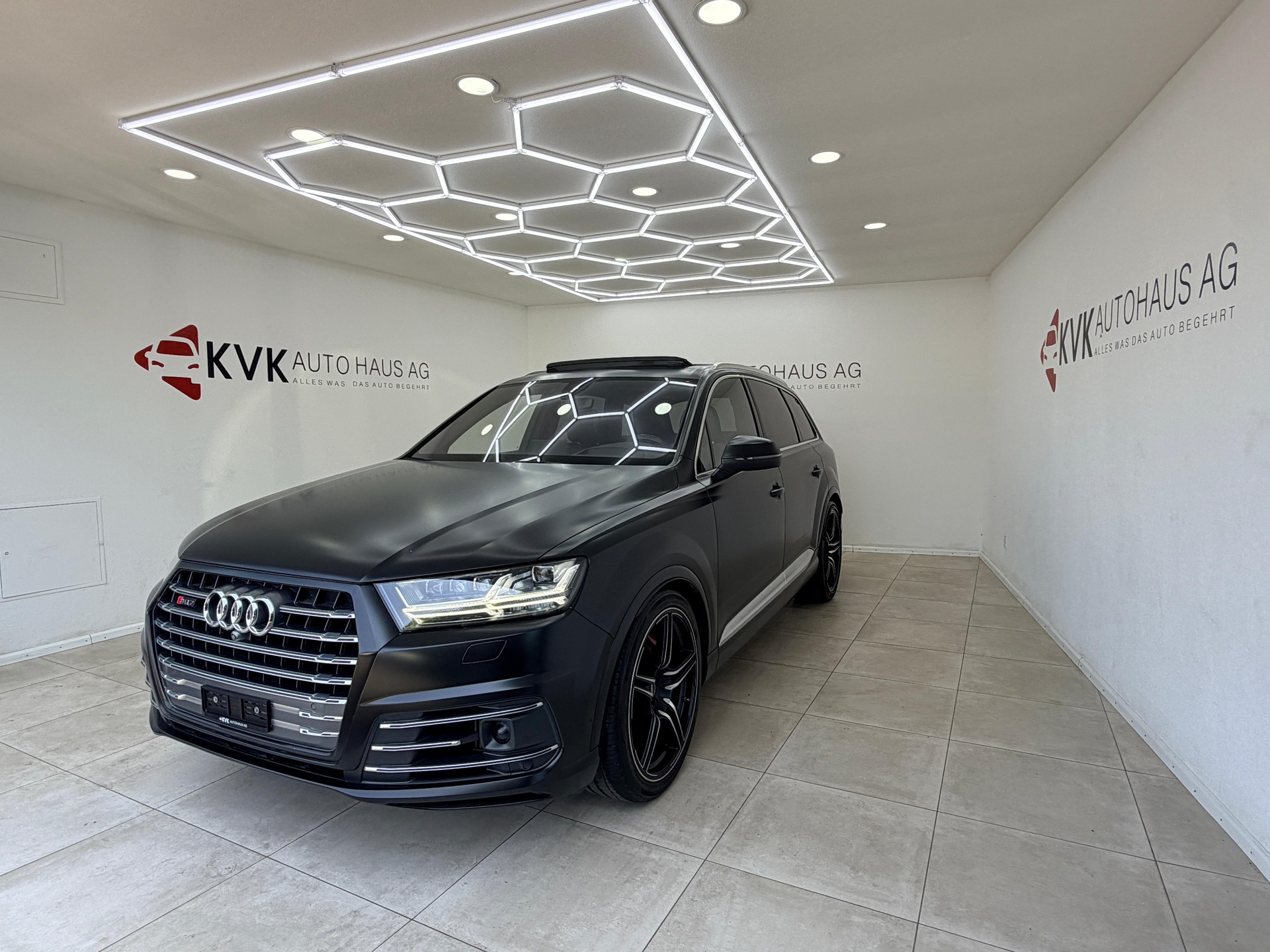 AUDI SQ7 4.0 TDI quattro tiptronic | 7 Plätze | Panorama | ABT-Felgen | Vollaustattung |-showroom-element-1