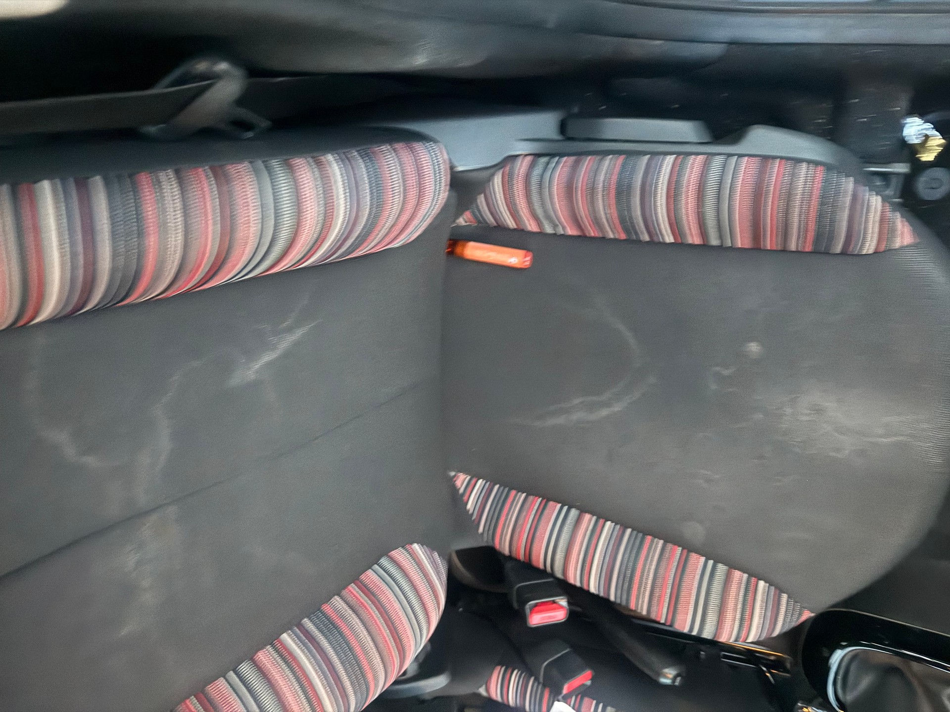 CITROEN C1 1.0 VTi Shine Airscape Stop&Start-image-8