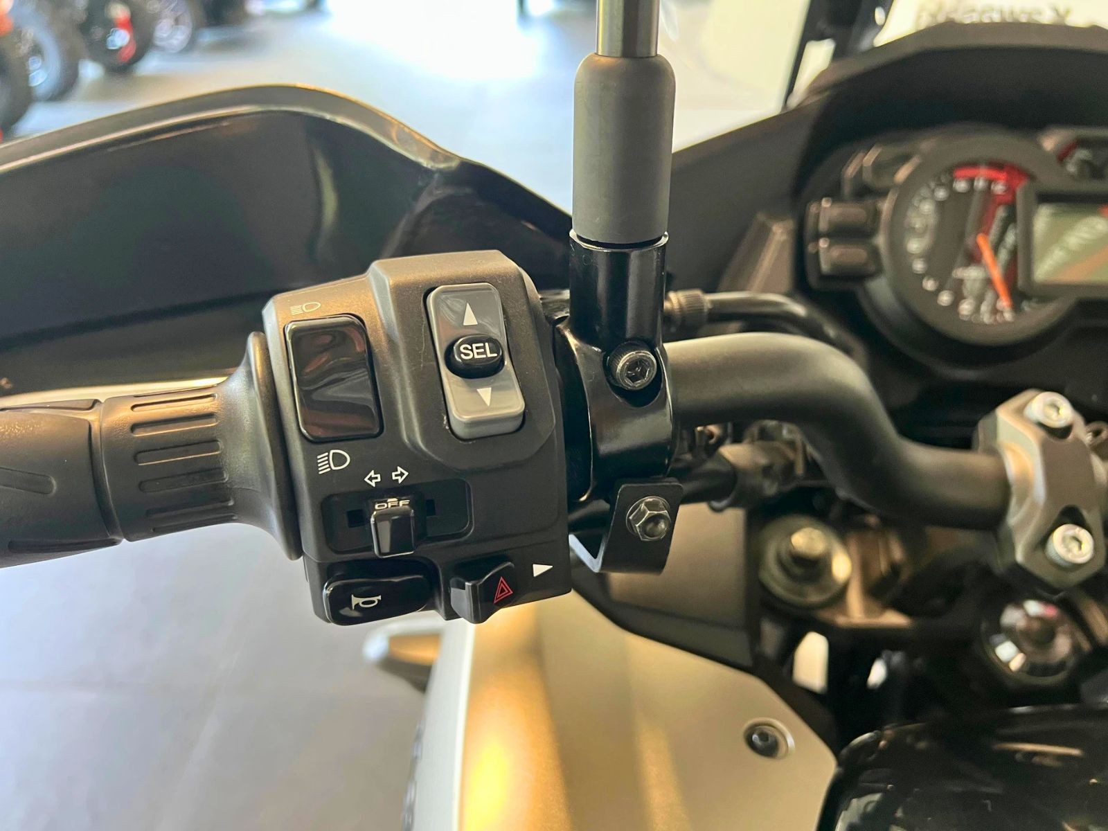 KAWASAKI Versys 1000-image-8