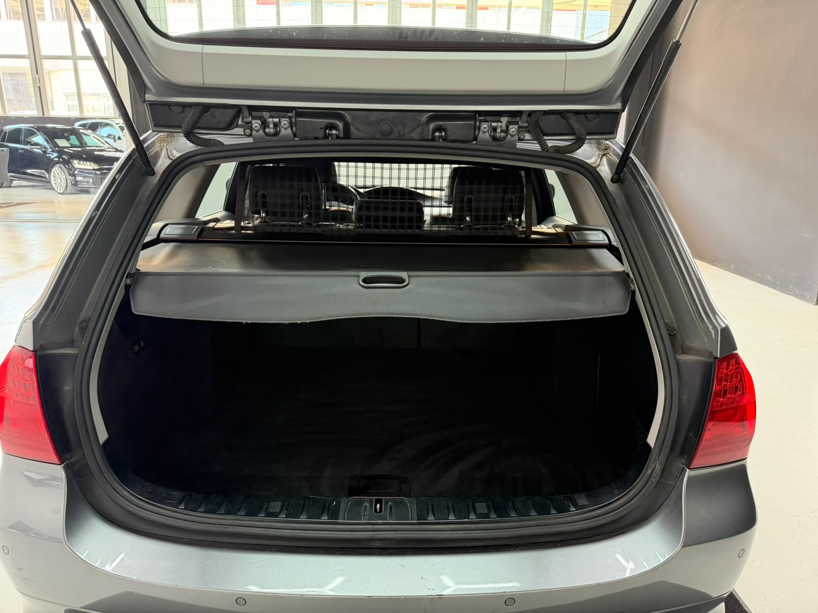 BMW 325i Touring more4you Steptronic-image-9
