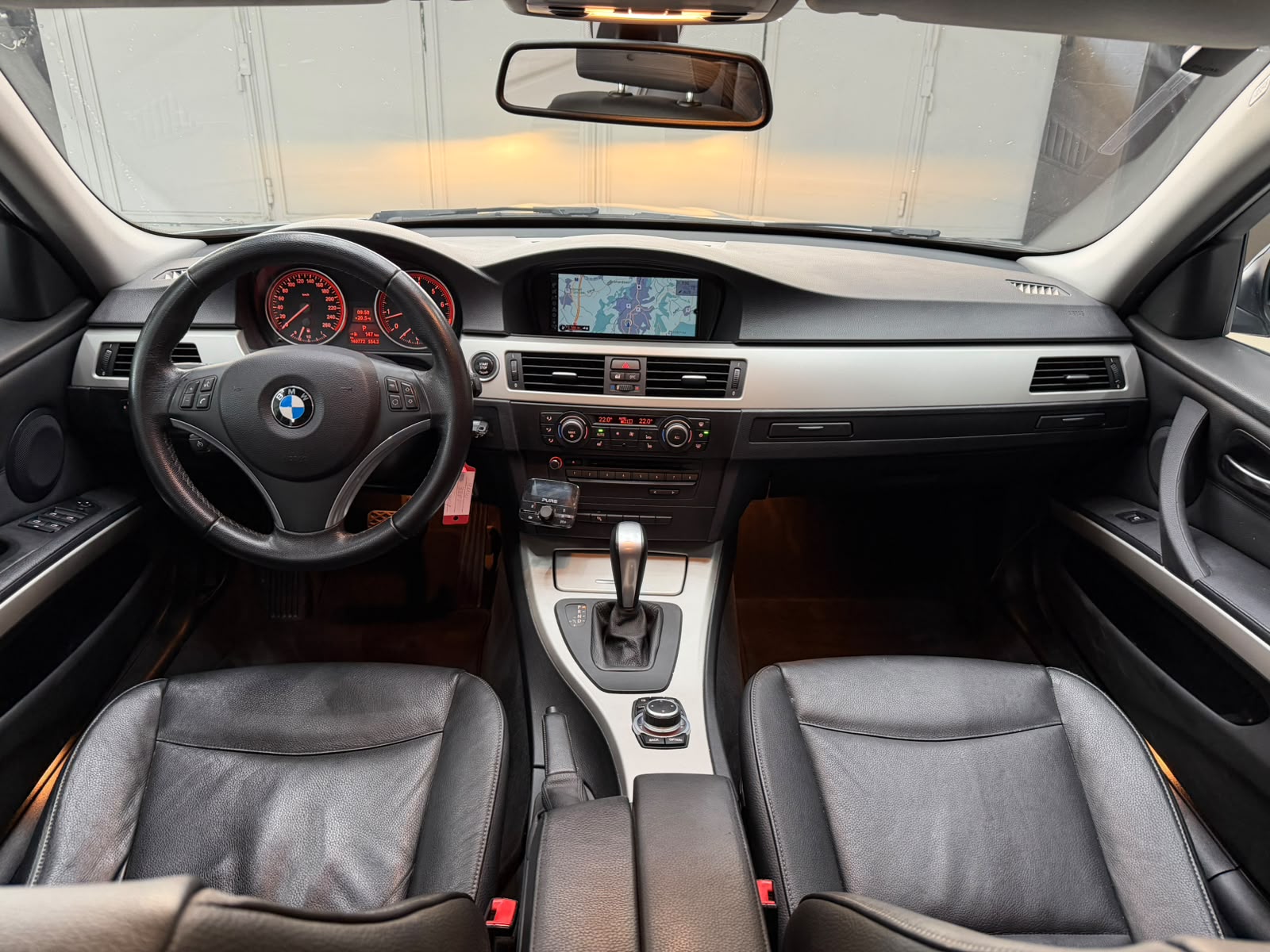 BMW 325i Touring more4you Steptronic-image-4