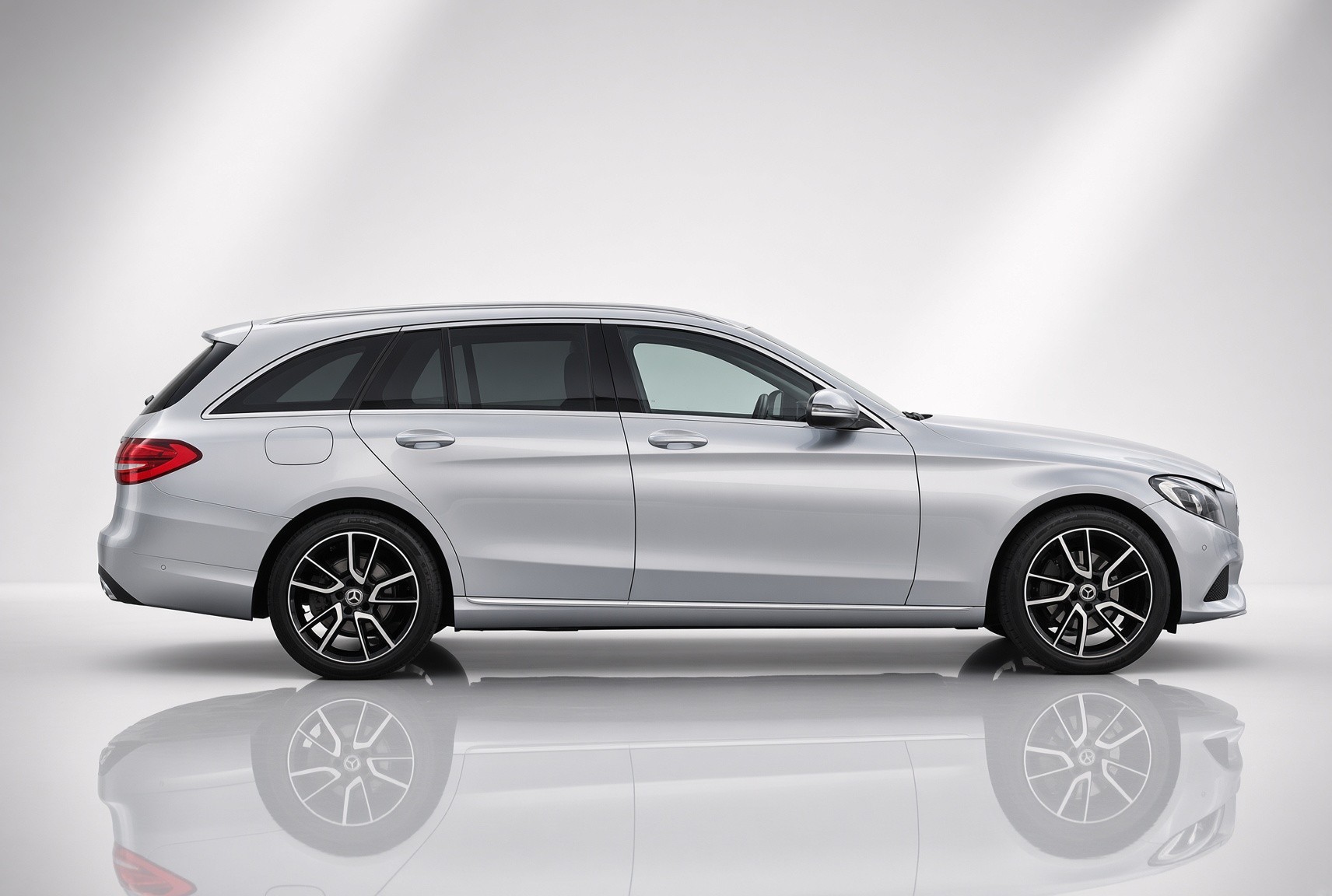 MERCEDES-BENZ C 200 Avantgarde 7G-Tronic-image-5
