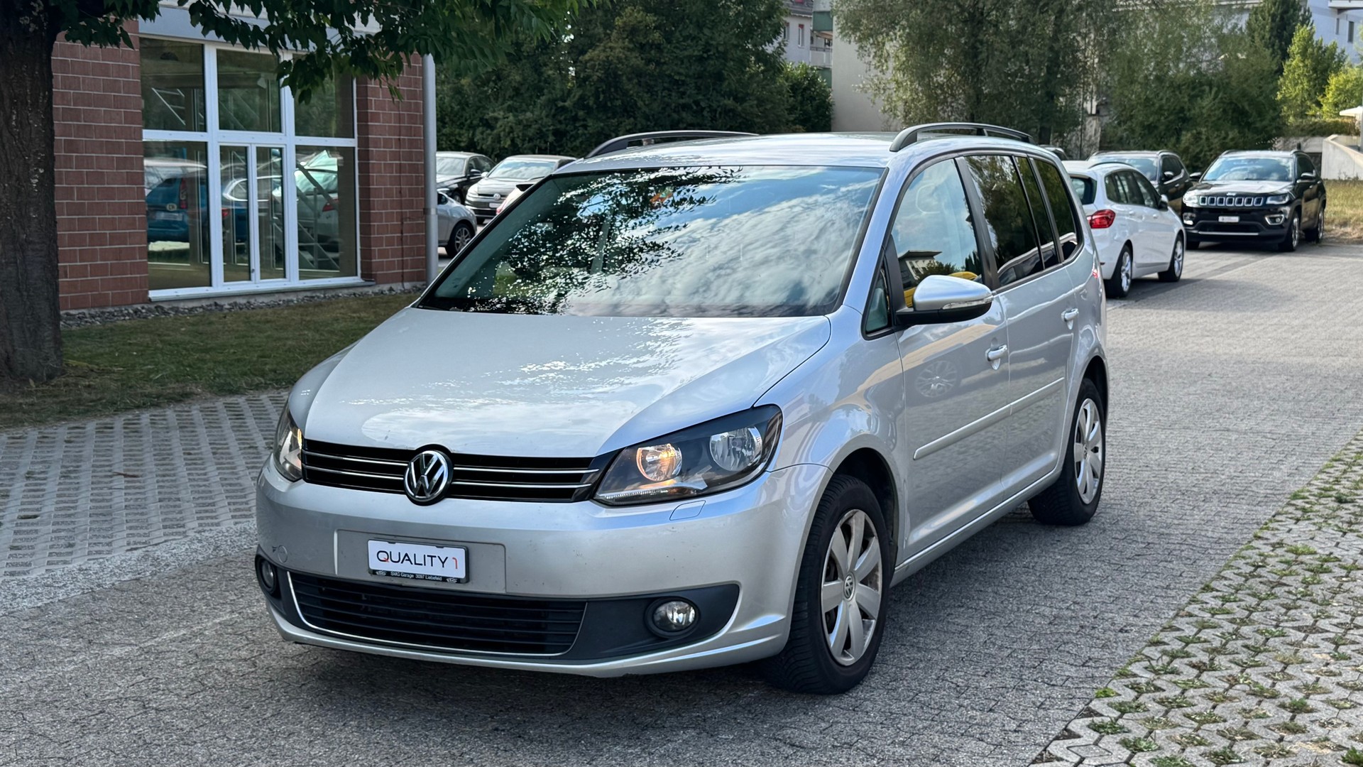VW Touran 1.6 TDI BMT Comfortline DSG-image-1
