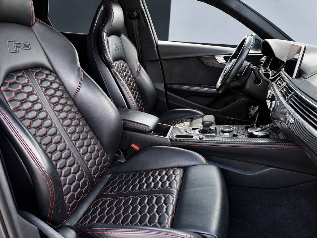 AUDI RS4 Avant 2.9 V6 TFSI quattro T-Tronic-image-6