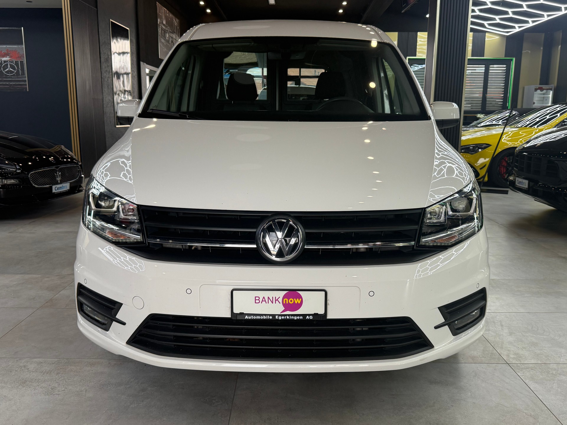 VW Caddy Maxi 2.0TDI BlueMotion Technology DSG-showroom-element-1