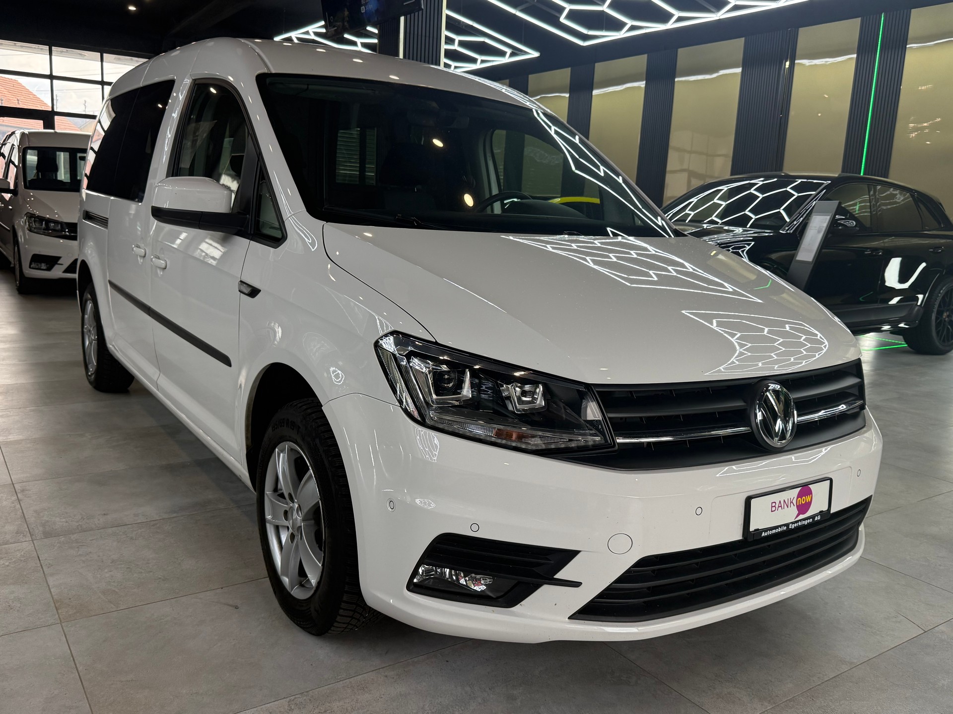 VW Caddy Maxi 2.0TDI BlueMotion Technology DSG-showroom-element-2
