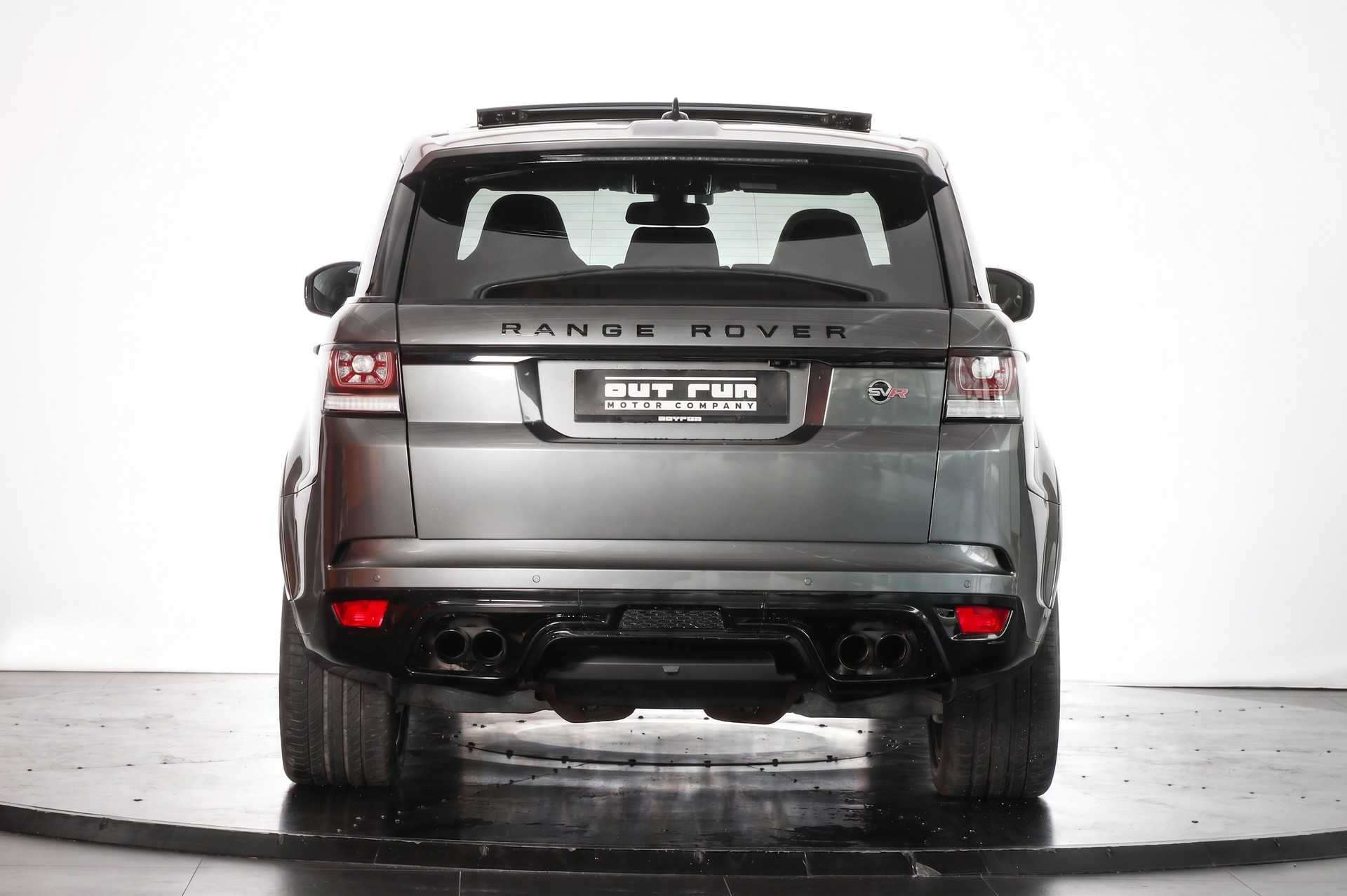 LAND ROVER Range Rover Sport 5.0 V8 SVR Eiger Grey * ACC * Carbone * Attelage-showroom-element-2