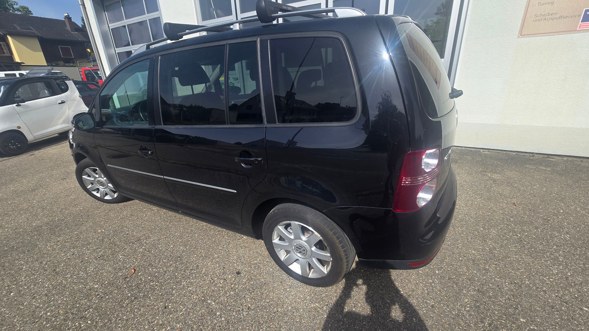 VW Touran 1.4 TSI Highline-image-11