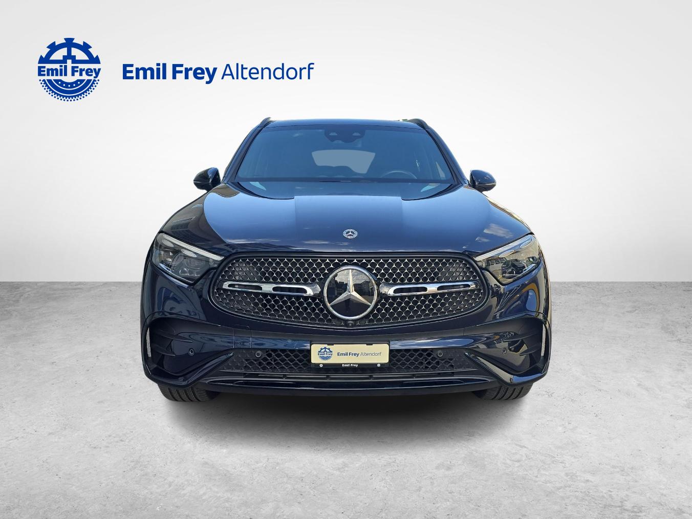 MERCEDES-BENZ GLC 300 e 4MATIC AMG Line-image-7