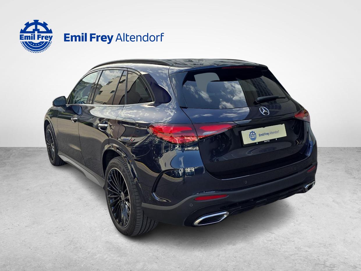 MERCEDES-BENZ GLC 300 e 4MATIC AMG Line-showroom-element-2