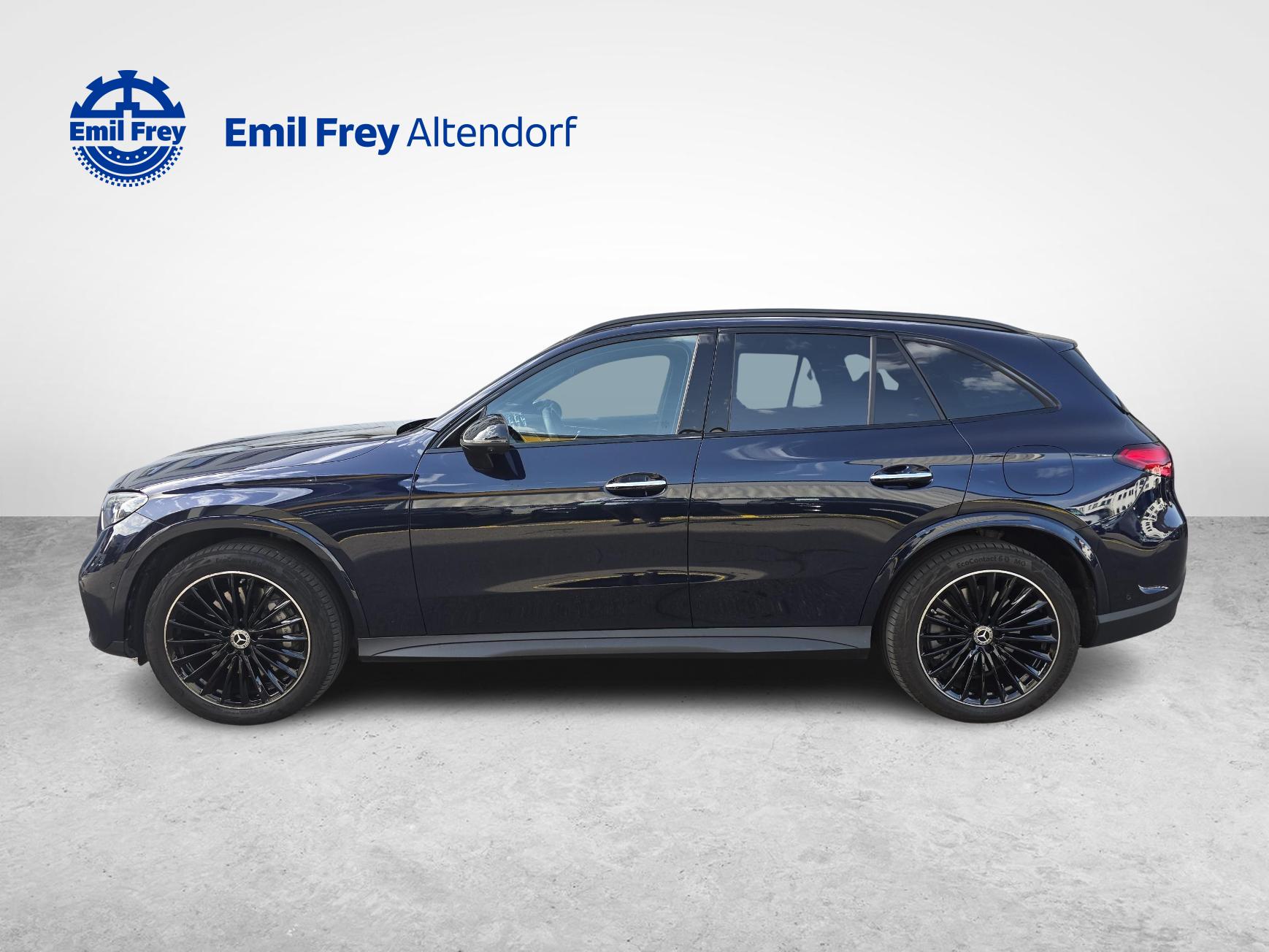 MERCEDES-BENZ GLC 300 e 4MATIC AMG Line-showroom-element-1