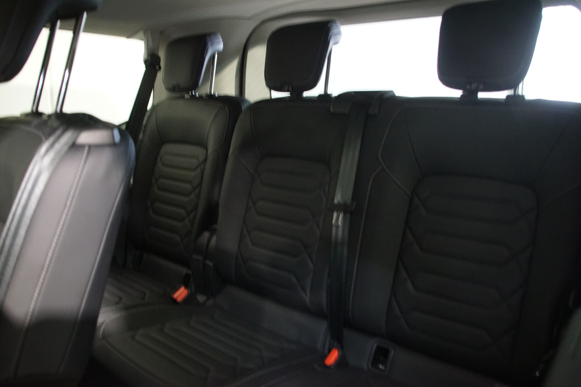 FORD Tourneo Bus 340 L1H1 PHEV TitaniumX-image-18