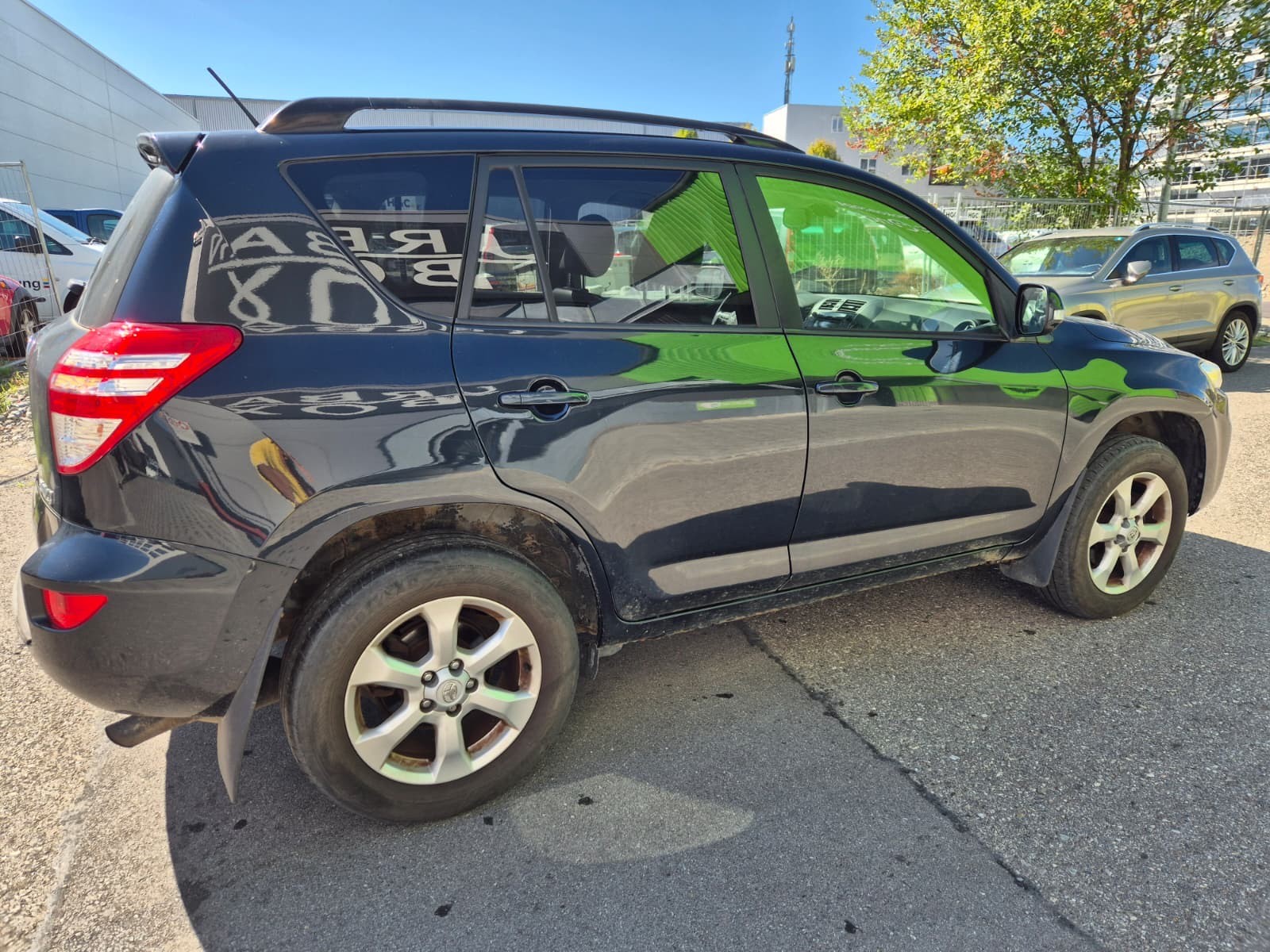 TOYOTA RAV-4 2.2D-4D Linea Luna-image-4