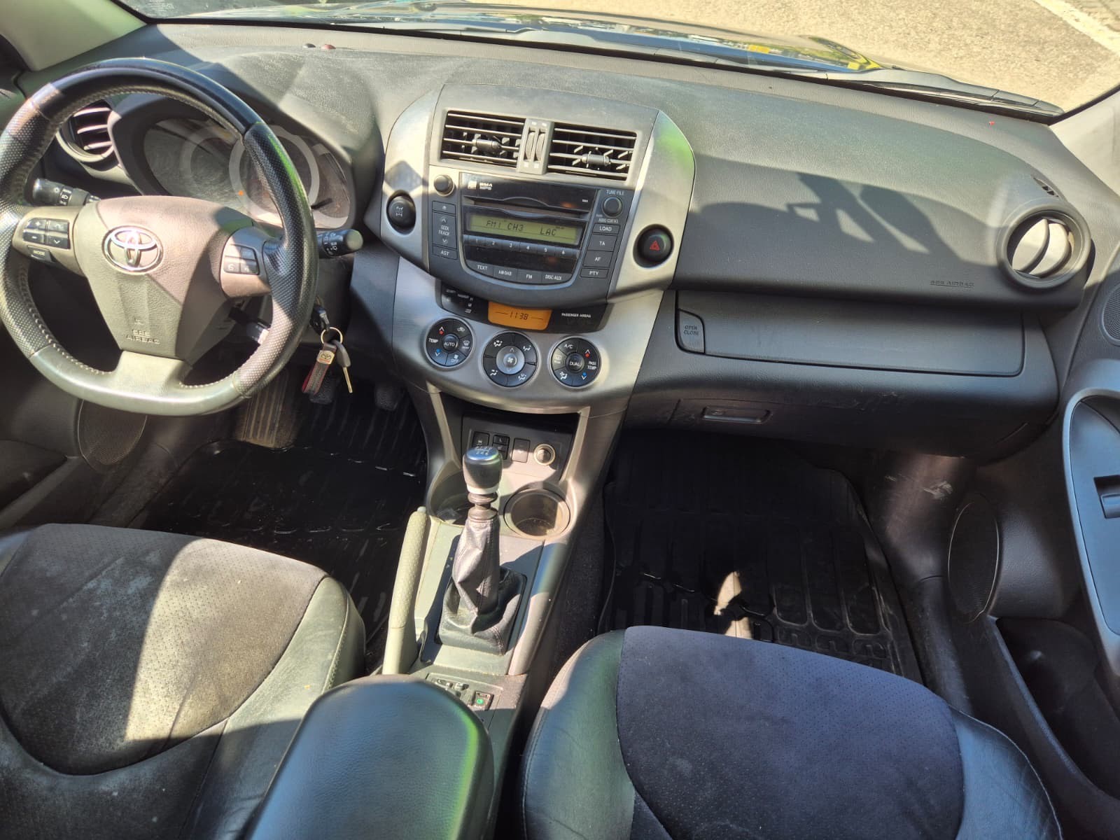 TOYOTA RAV-4 2.2D-4D Linea Luna-image-8