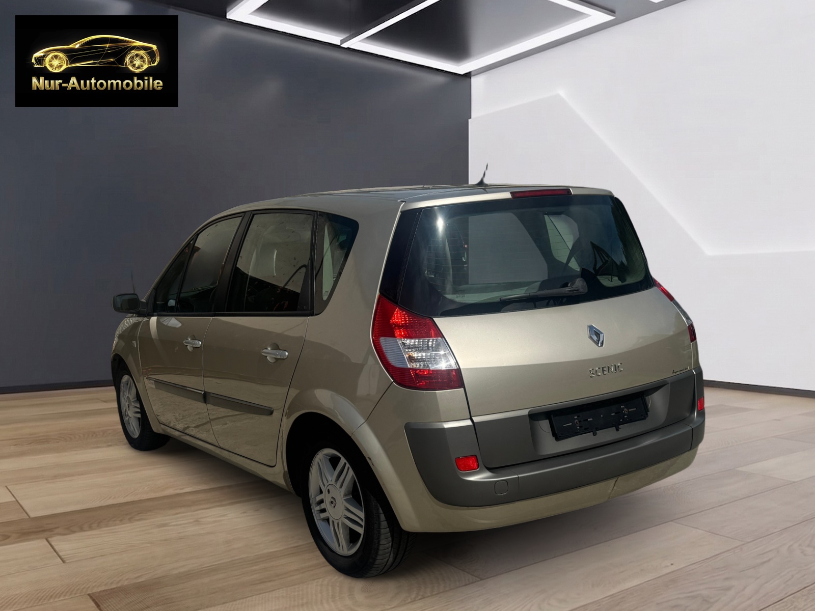 RENAULT Scénic 2.0 16V-showroom-element-2