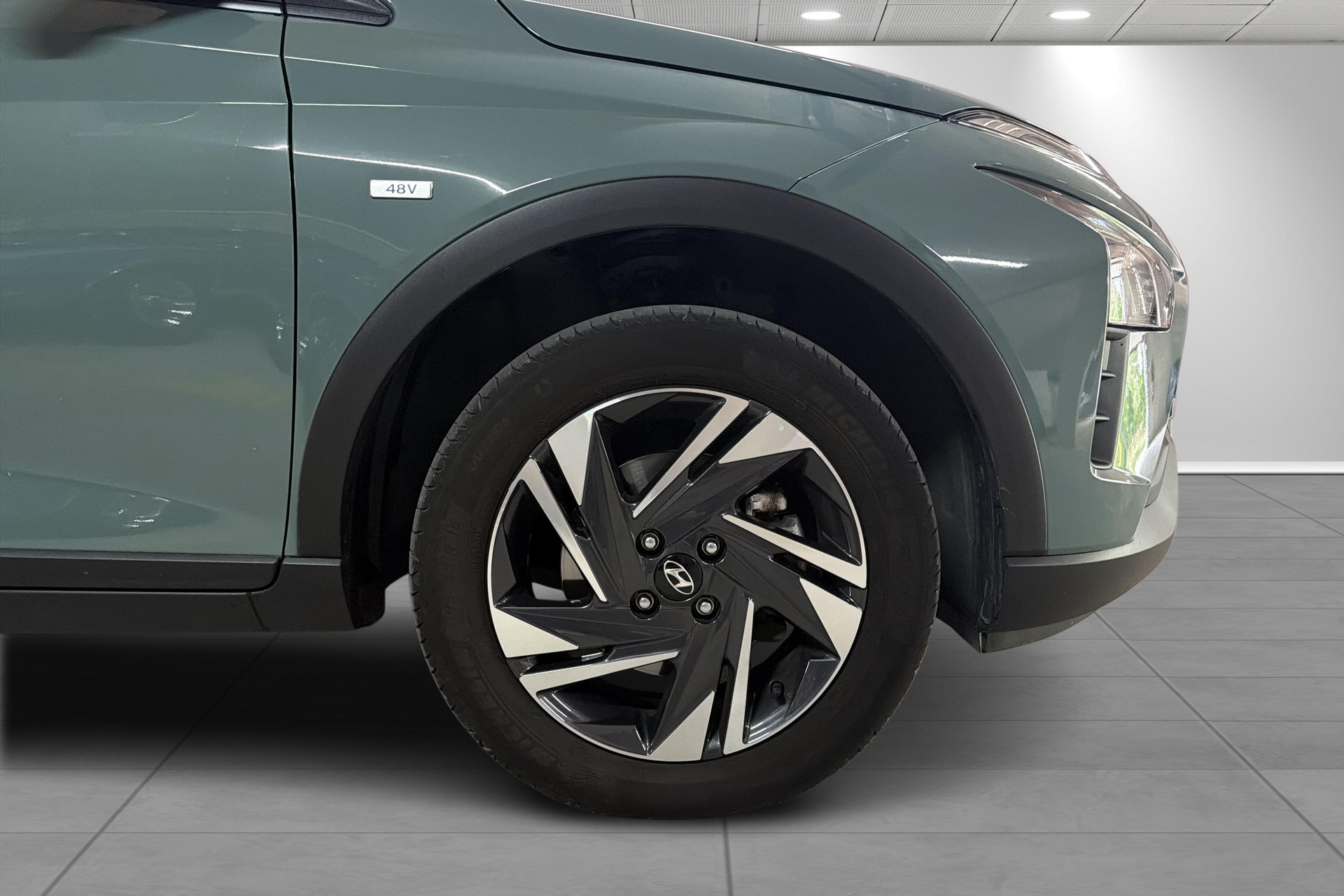 HYUNDAI Bayon 1.0 T-GDi 48V MH Amplia DCT-showroom-element-3
