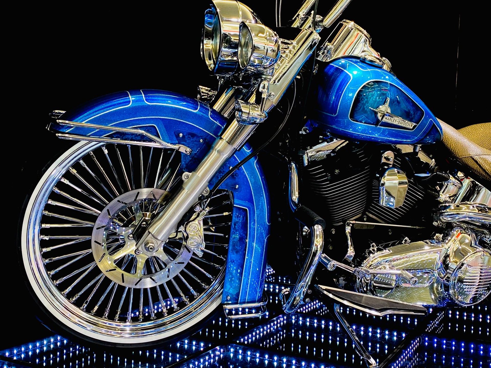 HARLEY-DAVIDSON FLSTC Softail Chicano 35kW Version-image-6