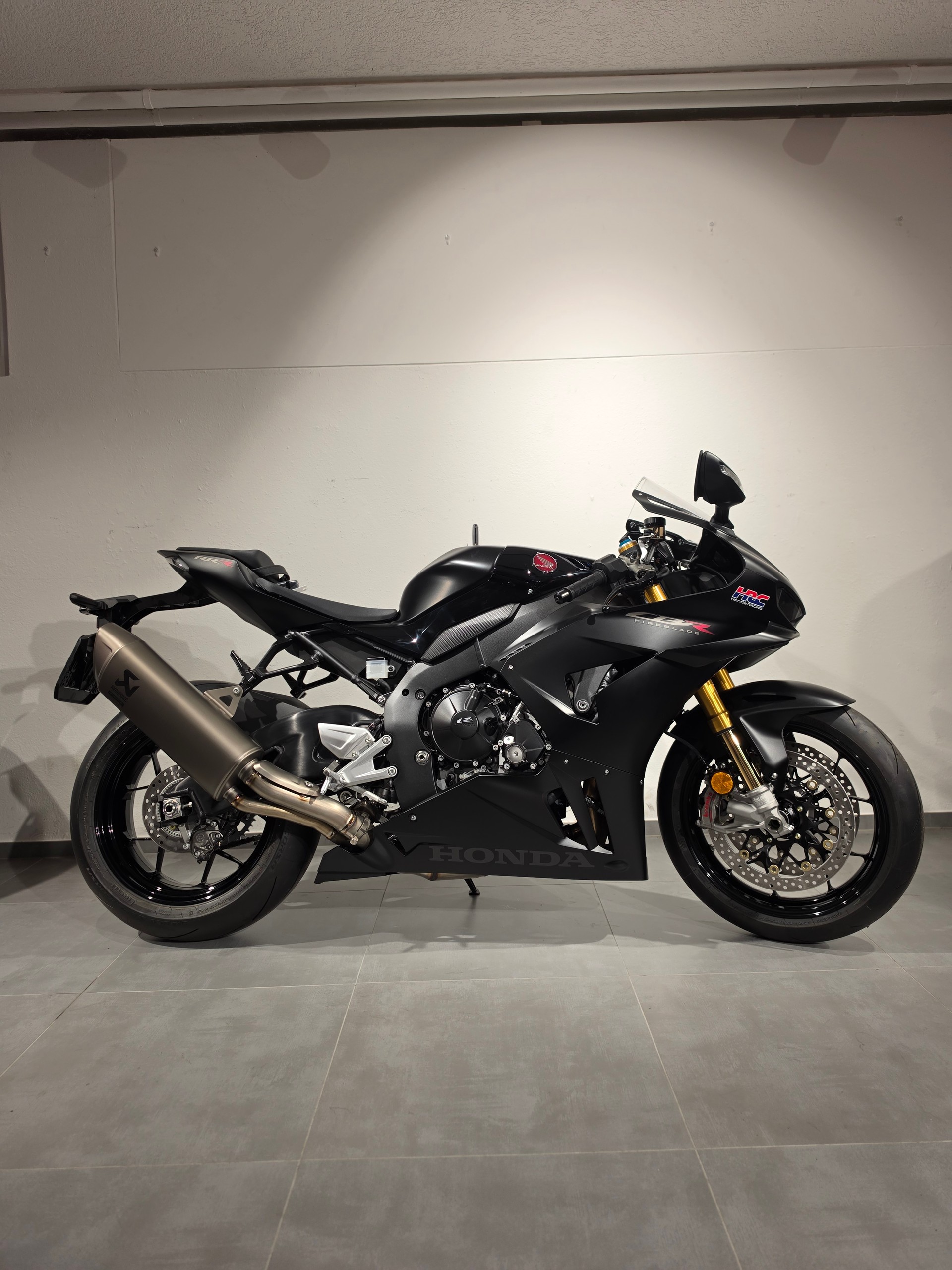 HONDA CBR 1000 RR-R Fireblade SP-image-0