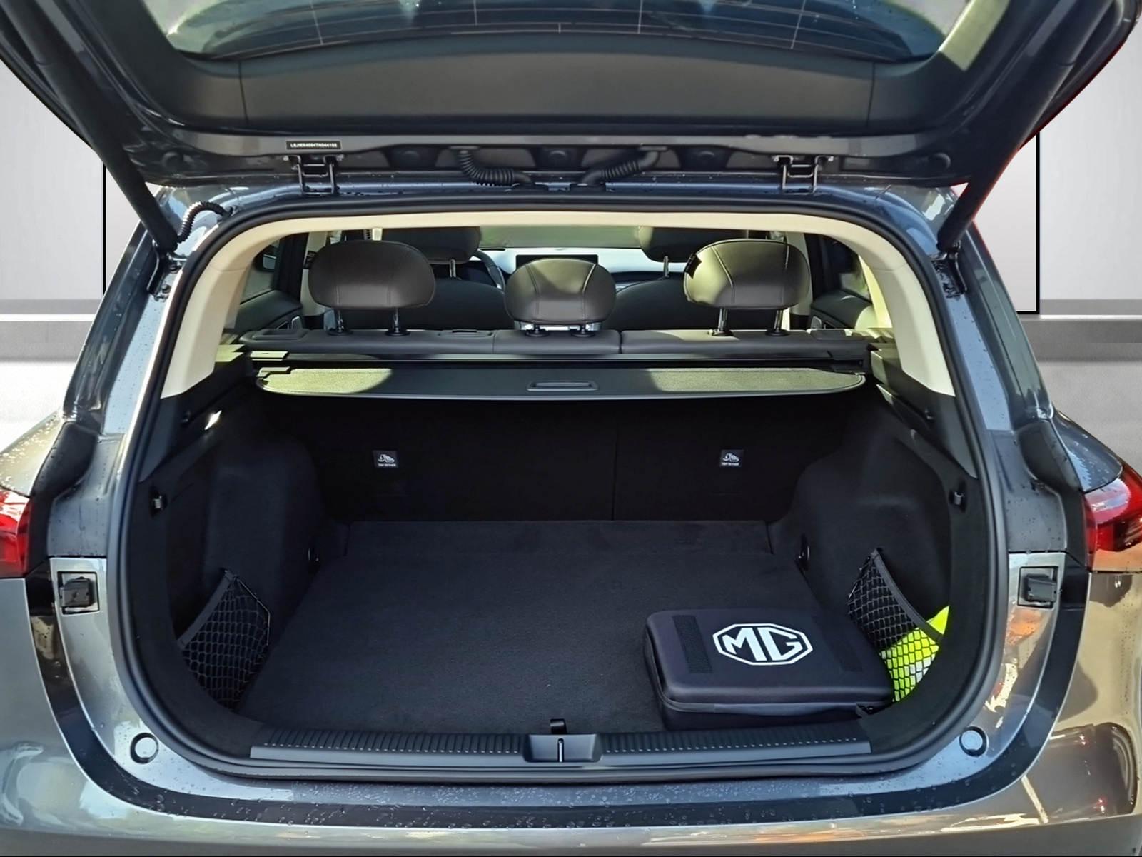 MG S6 EV 77 kWh Luxury 4WD-image-13