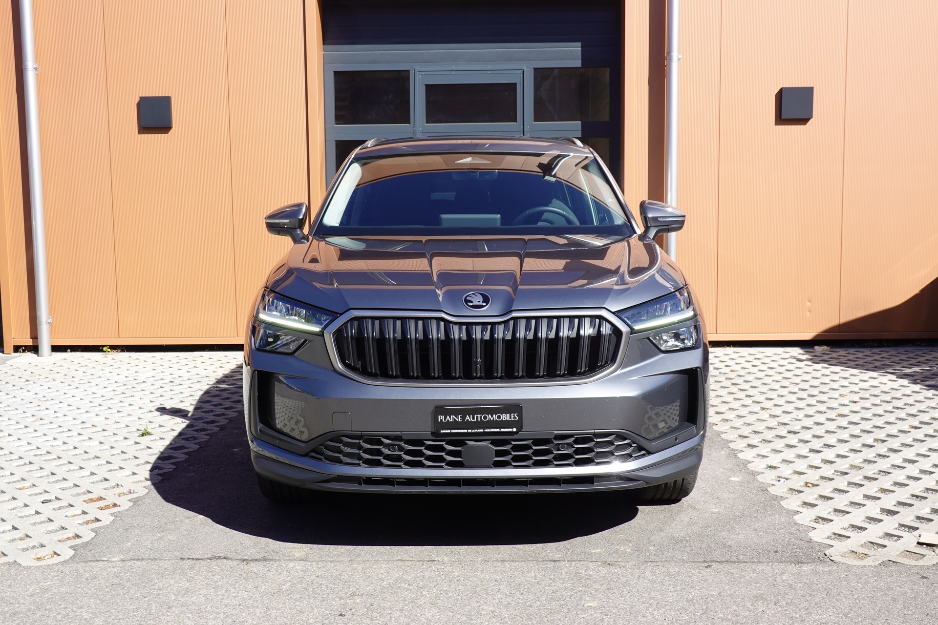 SKODA Kodiaq 1.5 TSI mHEV * 7 Places * Crochet remorque * Caméra * Tempomat Adaptatif * Clim Auto * Hayon Electrique *"-showroom-element-1