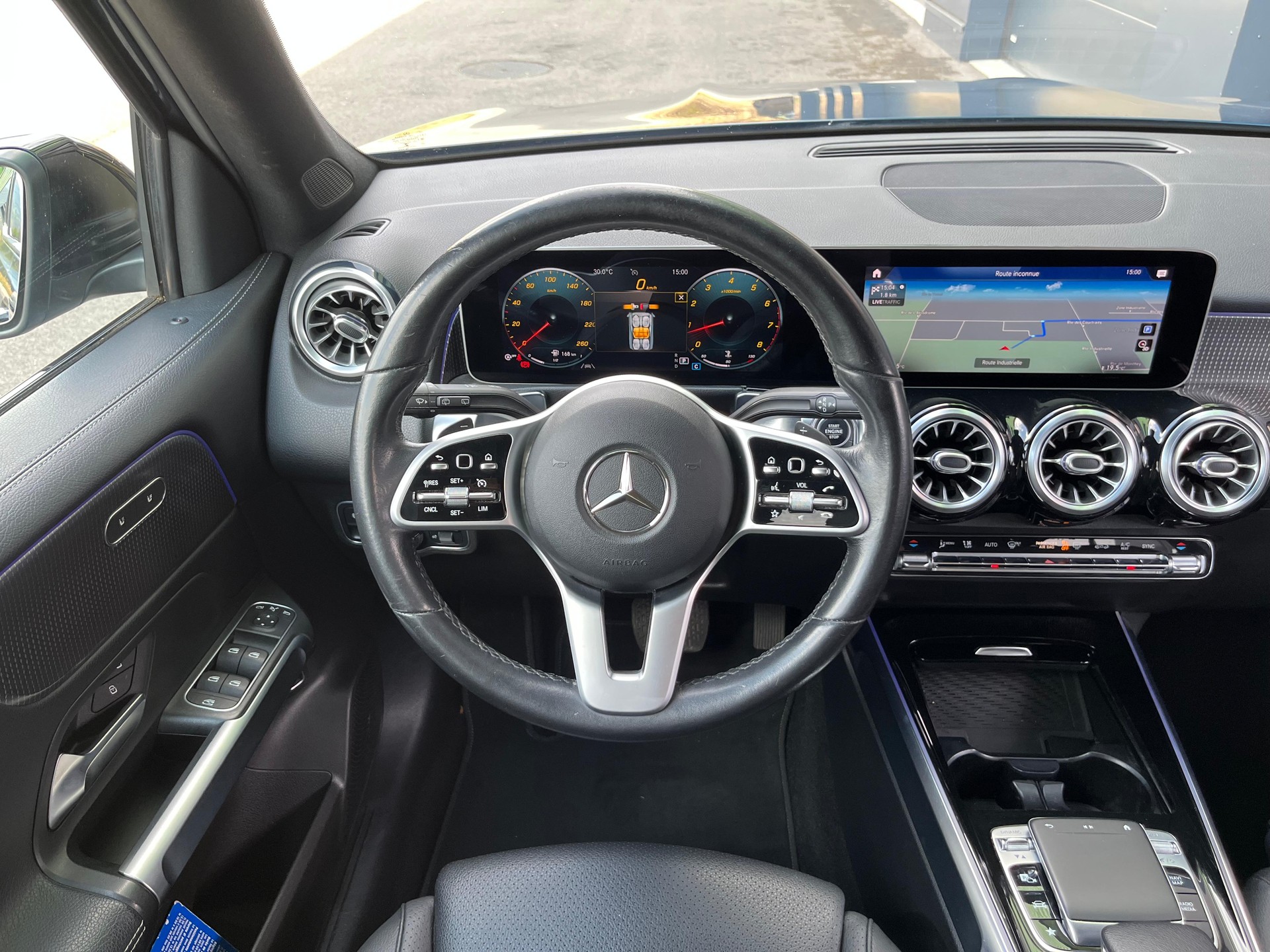 MERCEDES-BENZ GLB 250 Progressive 4 MATIC 8G-Tronic-image-14
