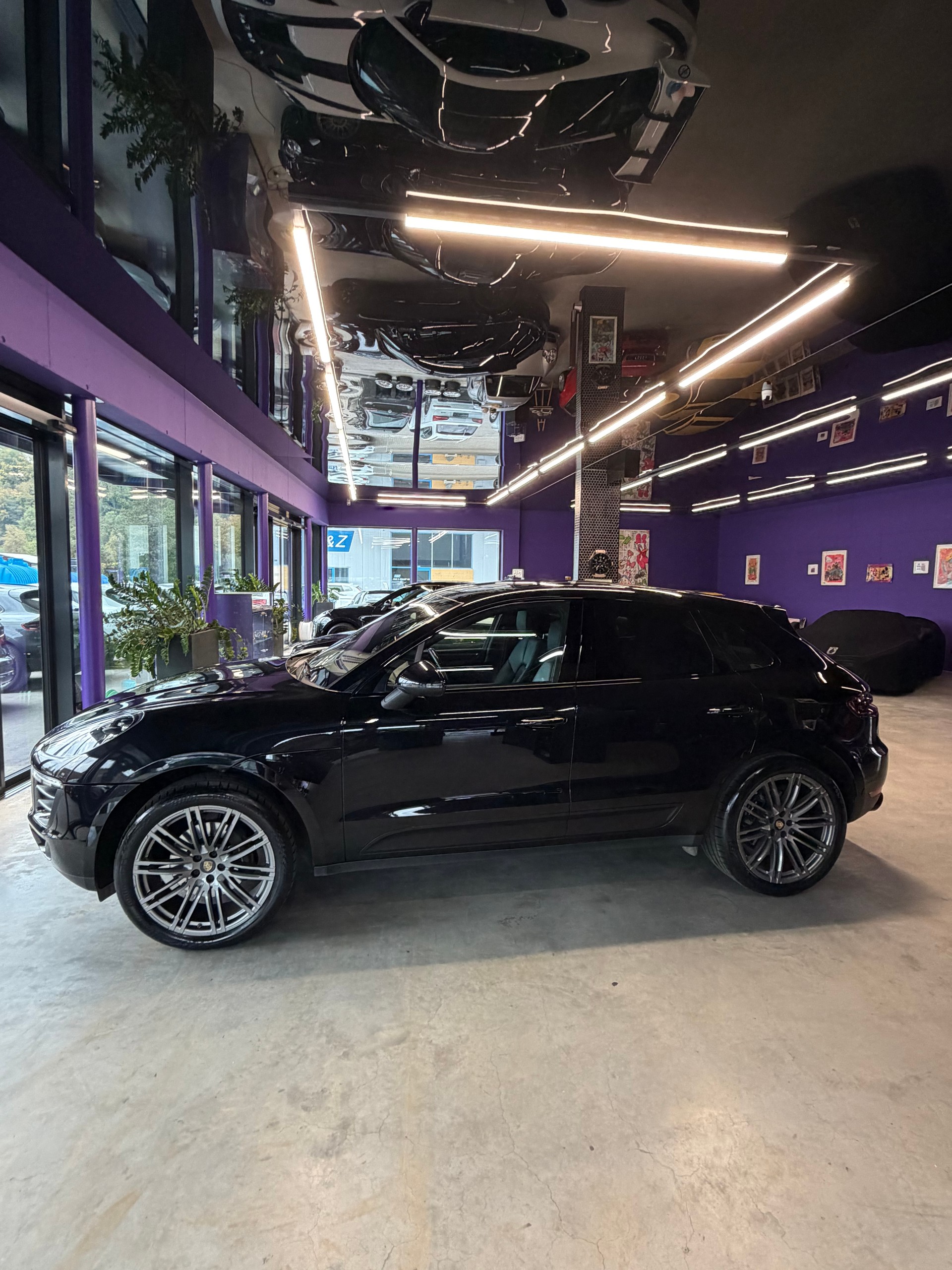 PORSCHE Macan PDK-image-1