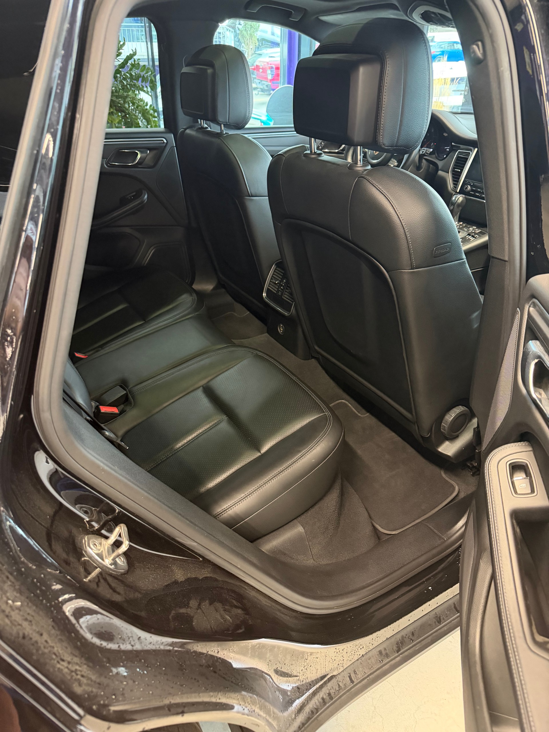 PORSCHE Macan PDK-image-11