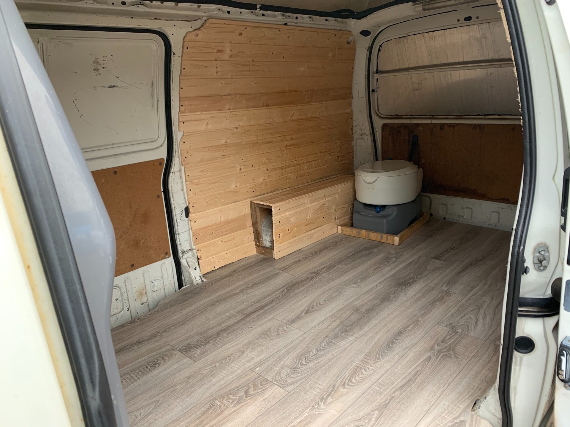TOYOTA Hiace D-4D A/T LWB Kombi-image-7