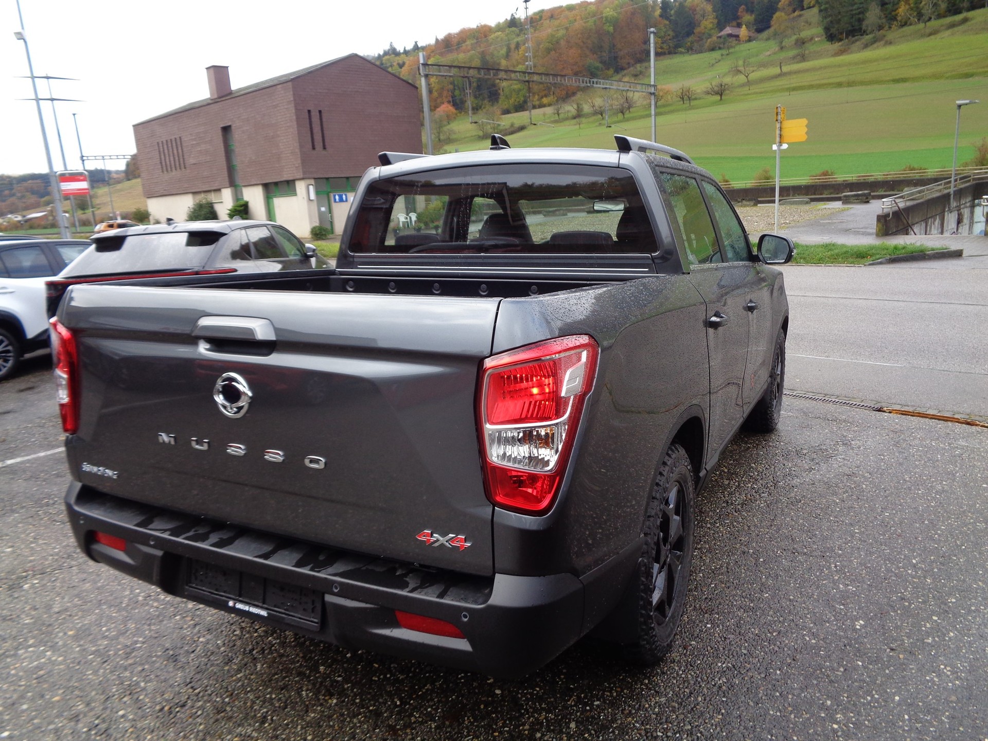 KGM-SsangYong Musso 2.2 Sapphire 4WD A-image-4