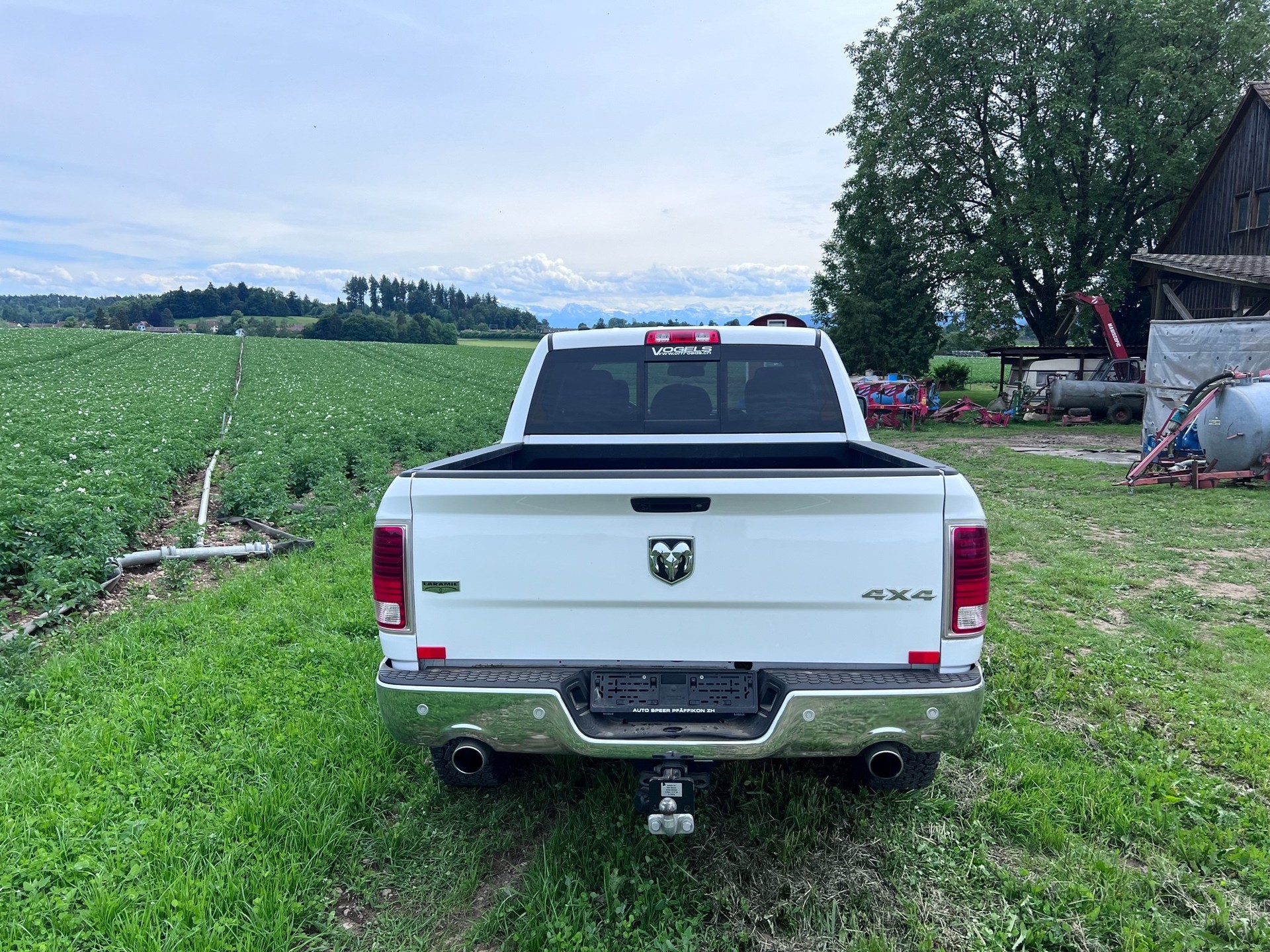 DODGE Laramie-image-7