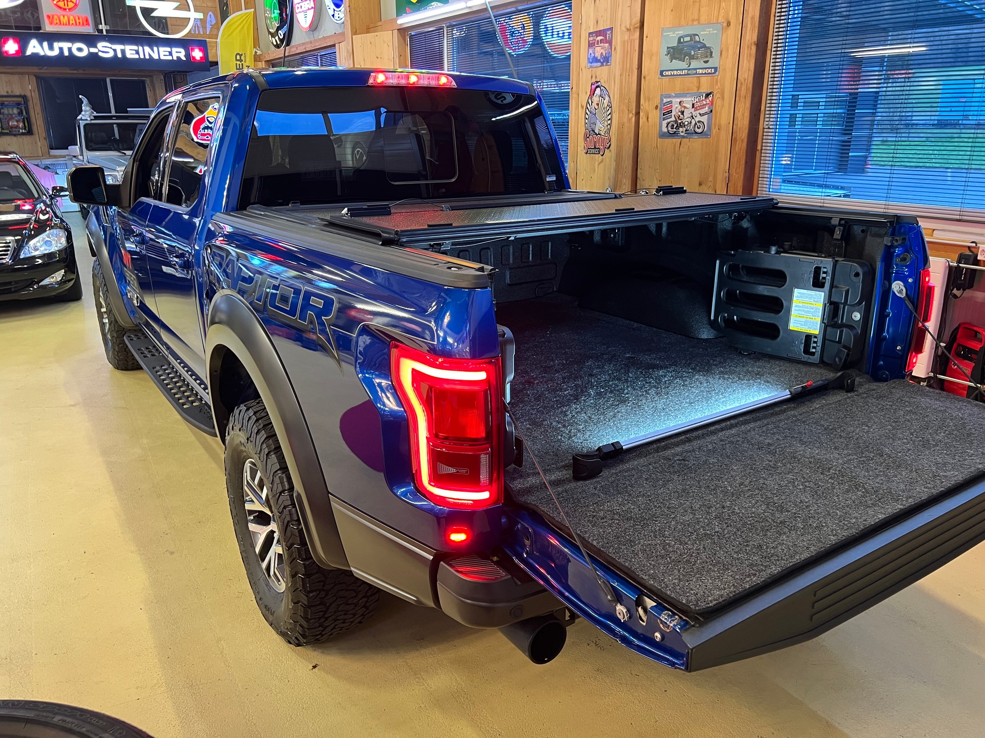FORD F-150 "RAPTOR V6 450 PS" PICK UP. 2017 AB MFK AB SERVICE. 5 PLÄTZER MIT AHK 3500 KG . MIT GARANTIE.-image-21