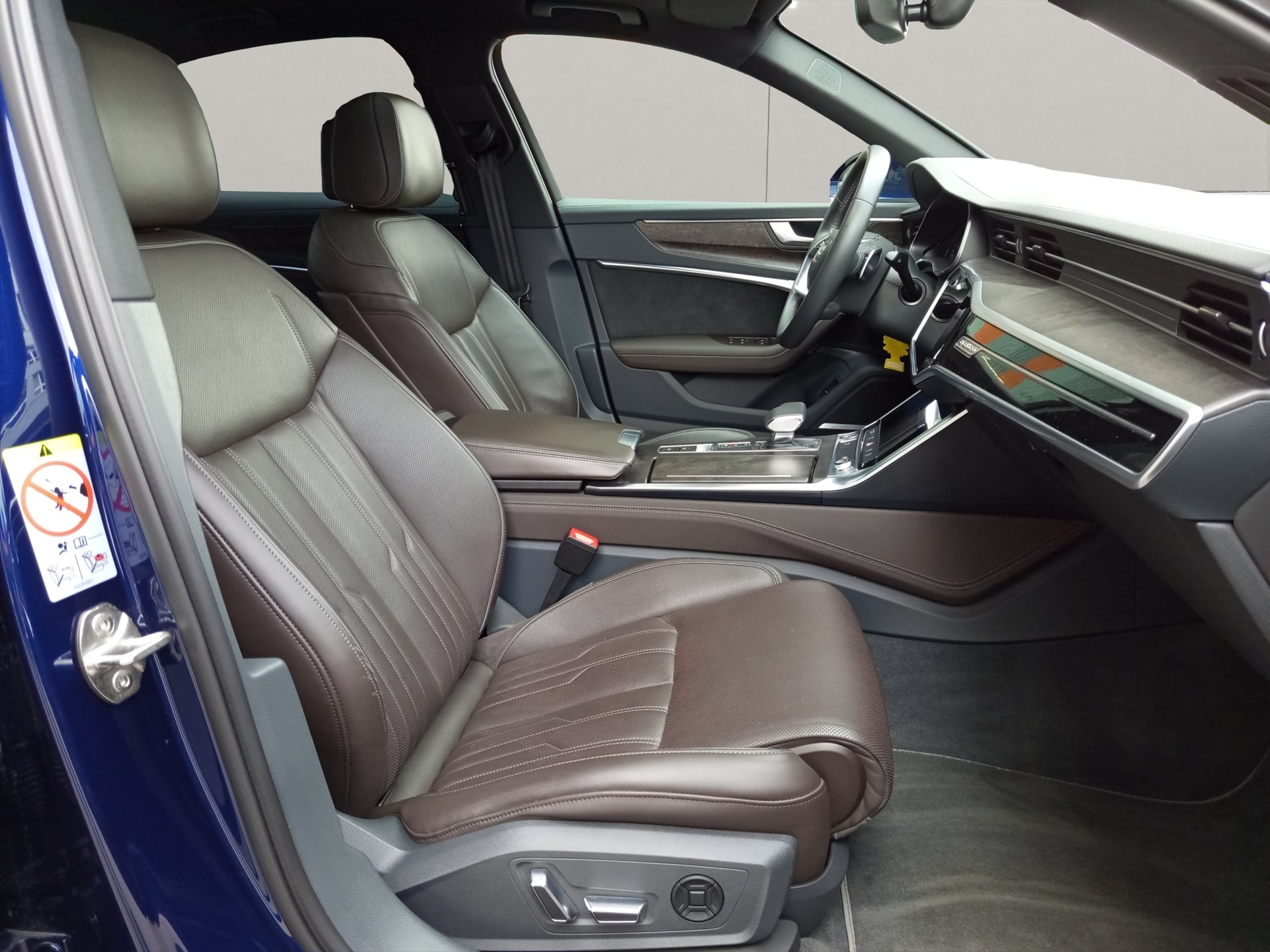AUDI A6 50 TDI Design quattro tiptronic-image-4